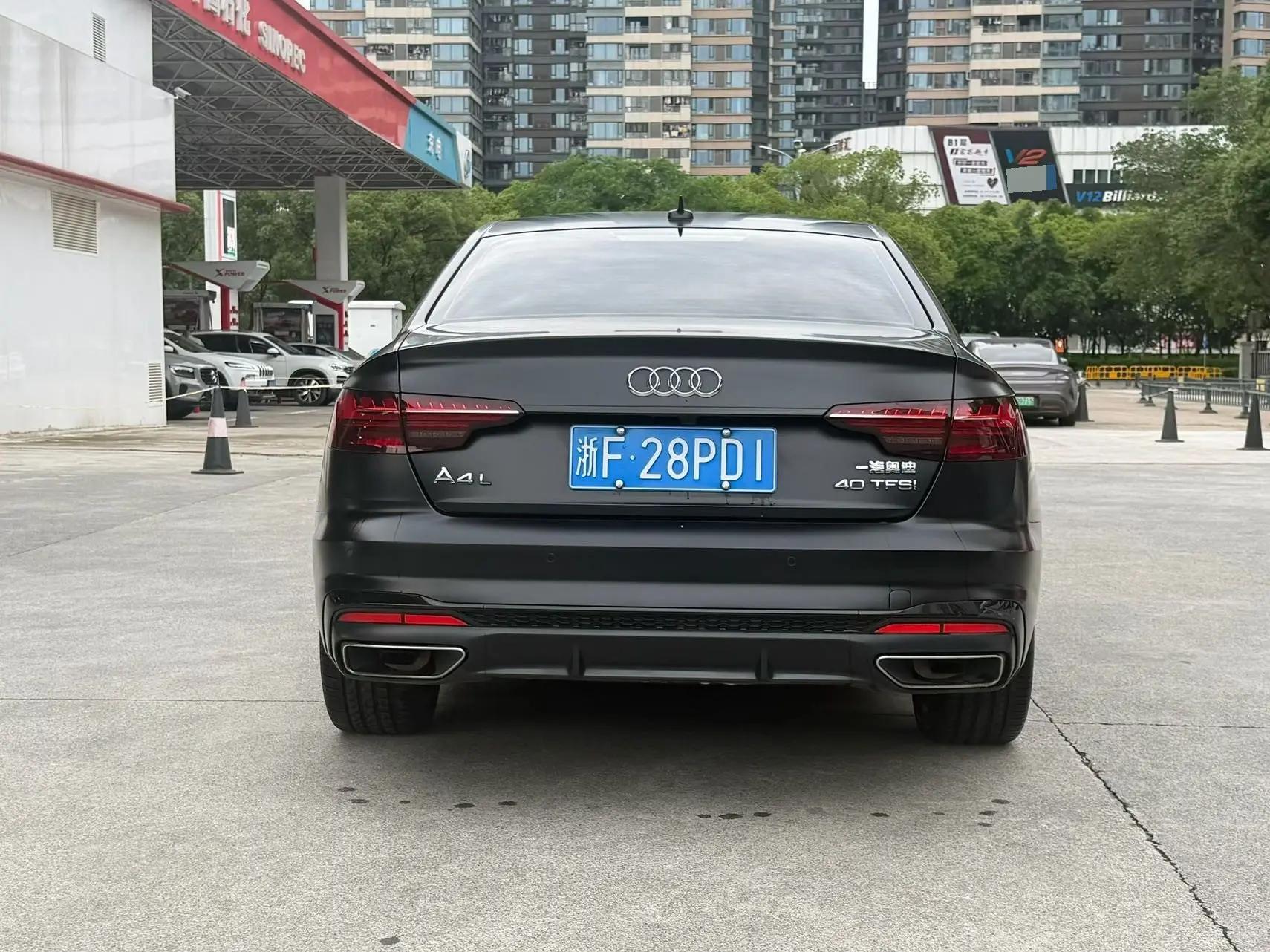 Audi A4L 2022 Model 40 TFSI Luxury Dynamic Version 4
