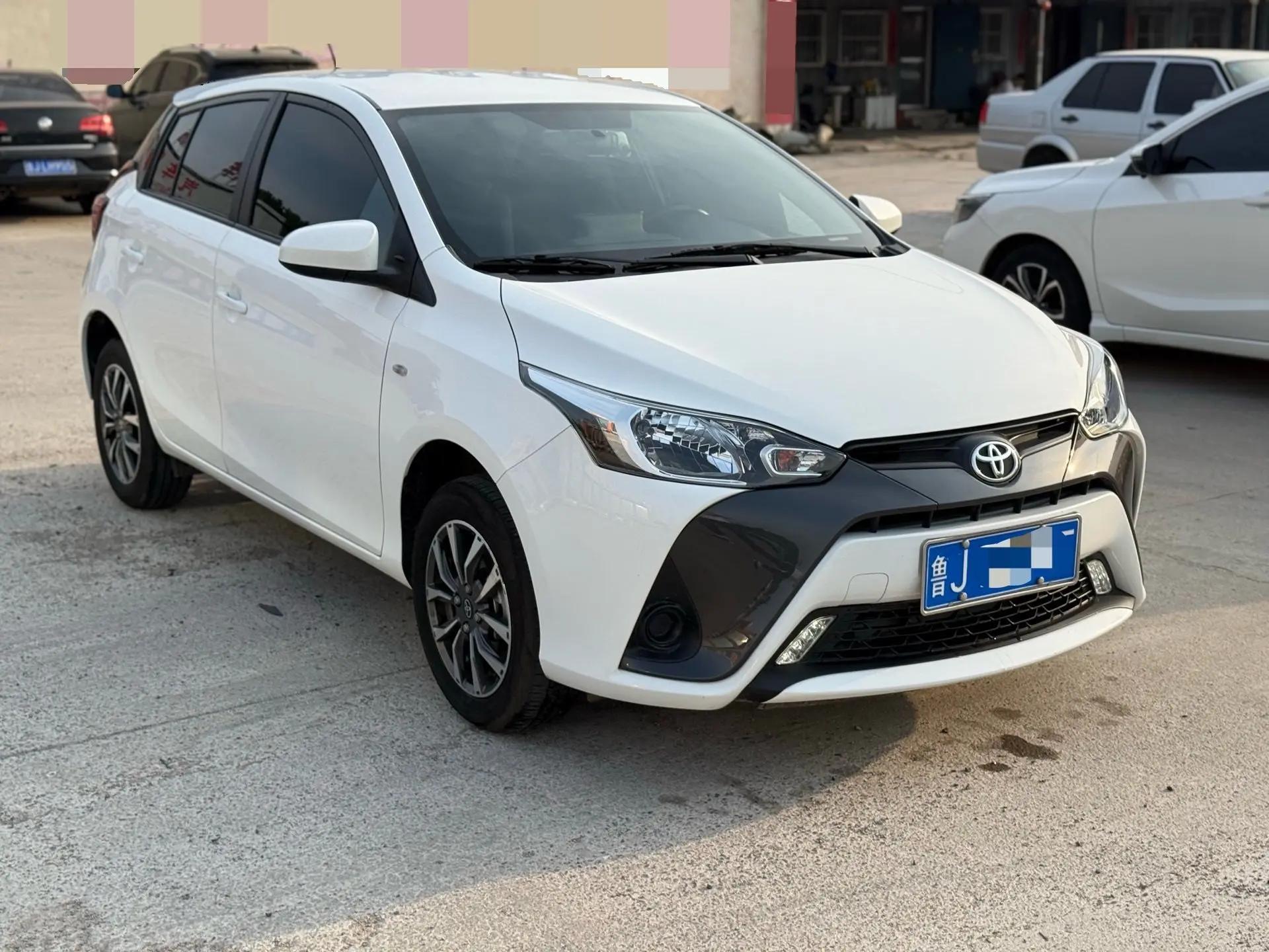 YARiS L Zhixuan 2022 1.5L CVT Leading PLUS Edition 3