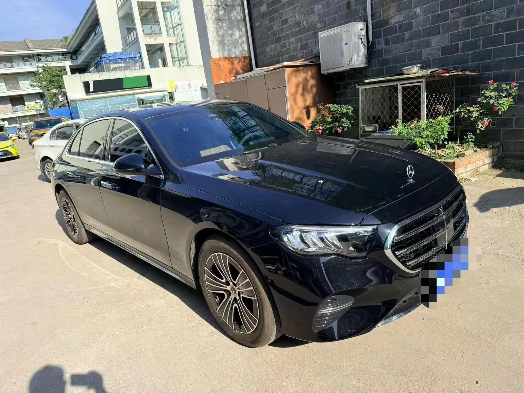 奔驰 E级 2026款 E 260 L 48V 2.0T 经典版(改款) 自动挡 2