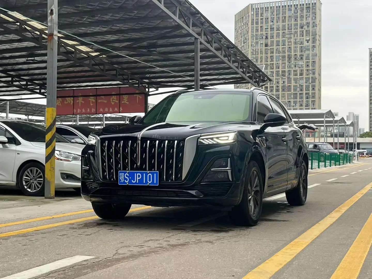 HongQi HS5 2023 2.0T Flag Pro Edition