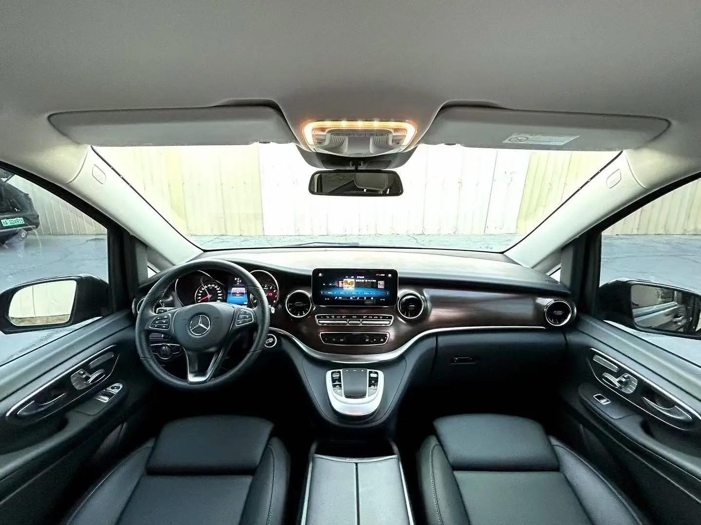 Mercedes Benz Class V 2022V 260 2.0T Pilot Edition Automatic Gear 5