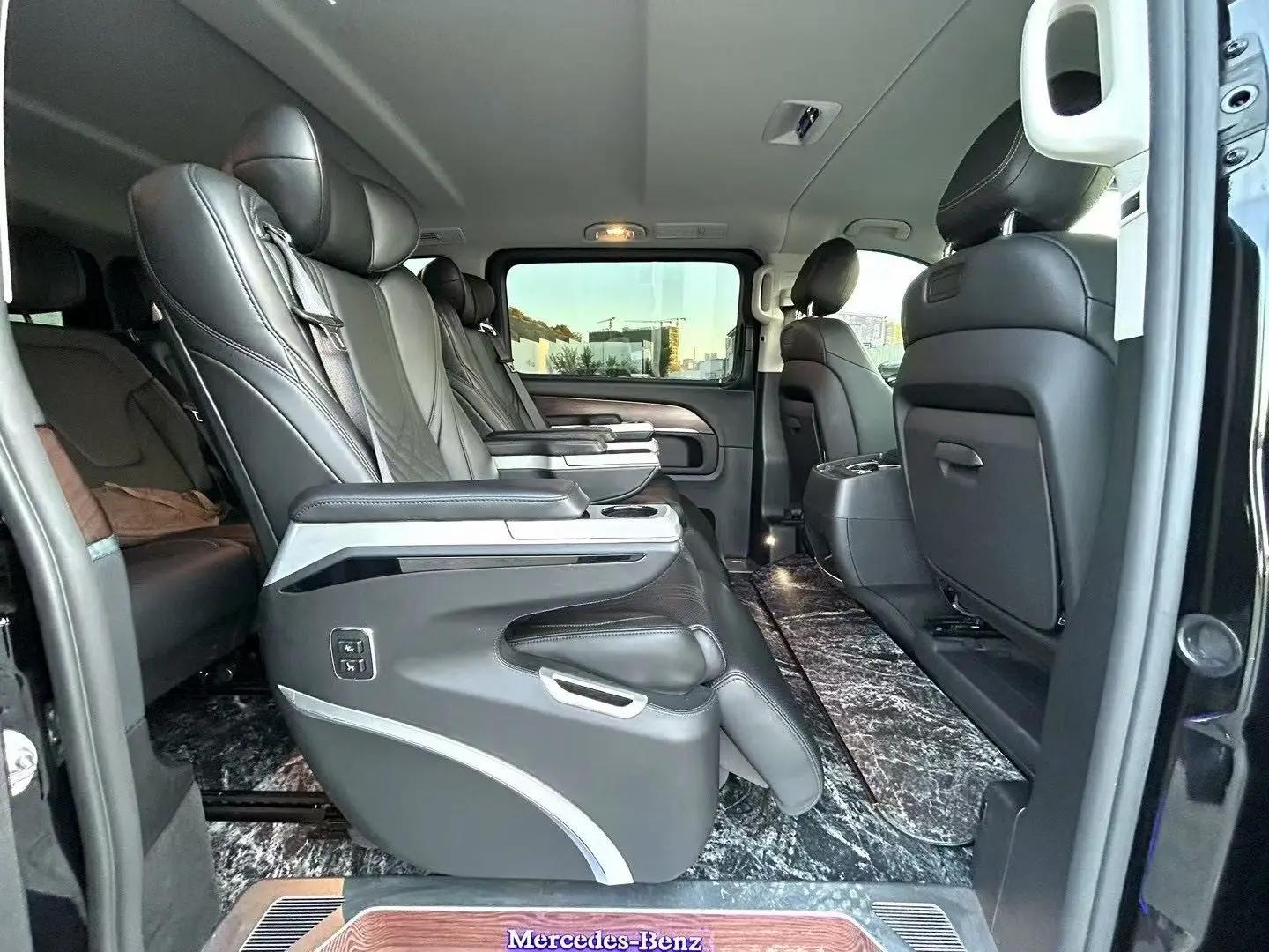 Mercedes Benz Class V 2022V 260 2.0T Pilot Edition Automatic Gear 6