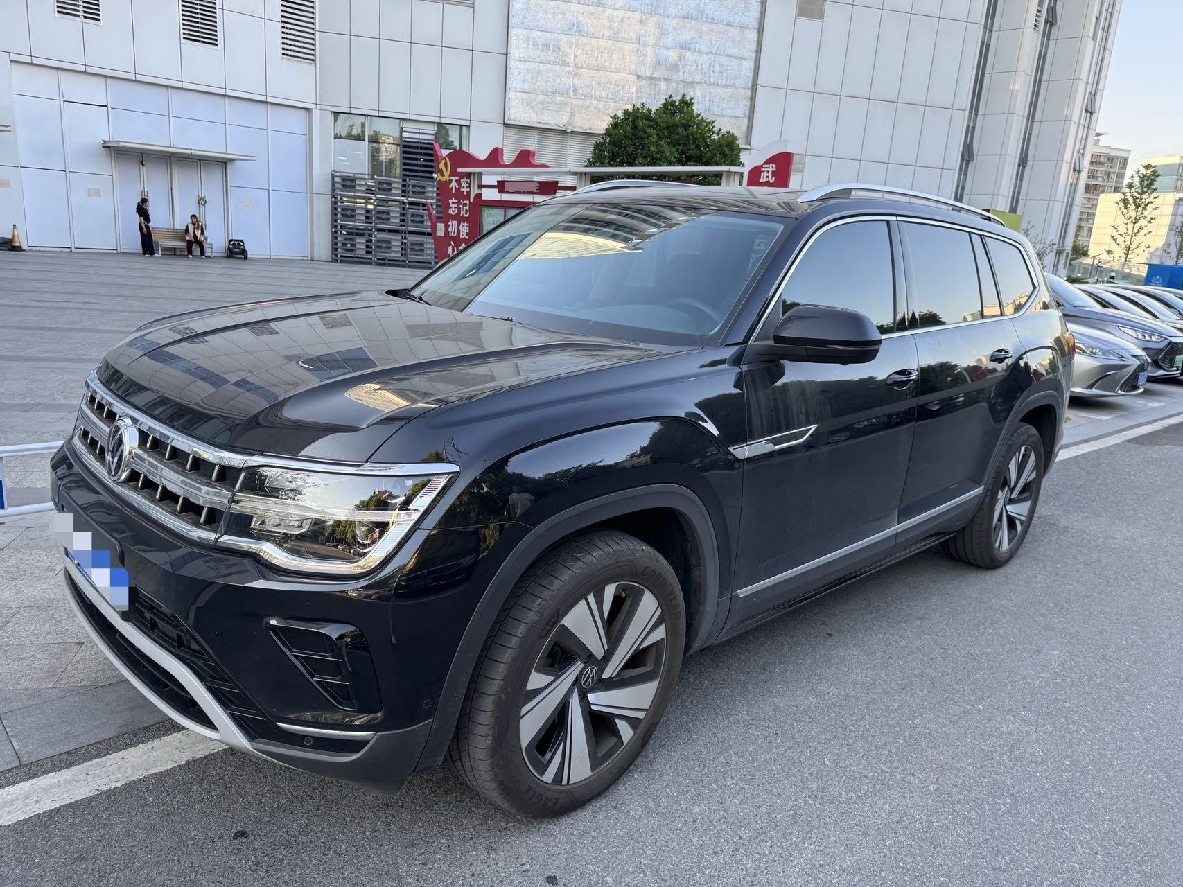 Volkswagen 2024 Tuang 2.0TSI 380TSI four-wheel drive Longyao version automatic gear