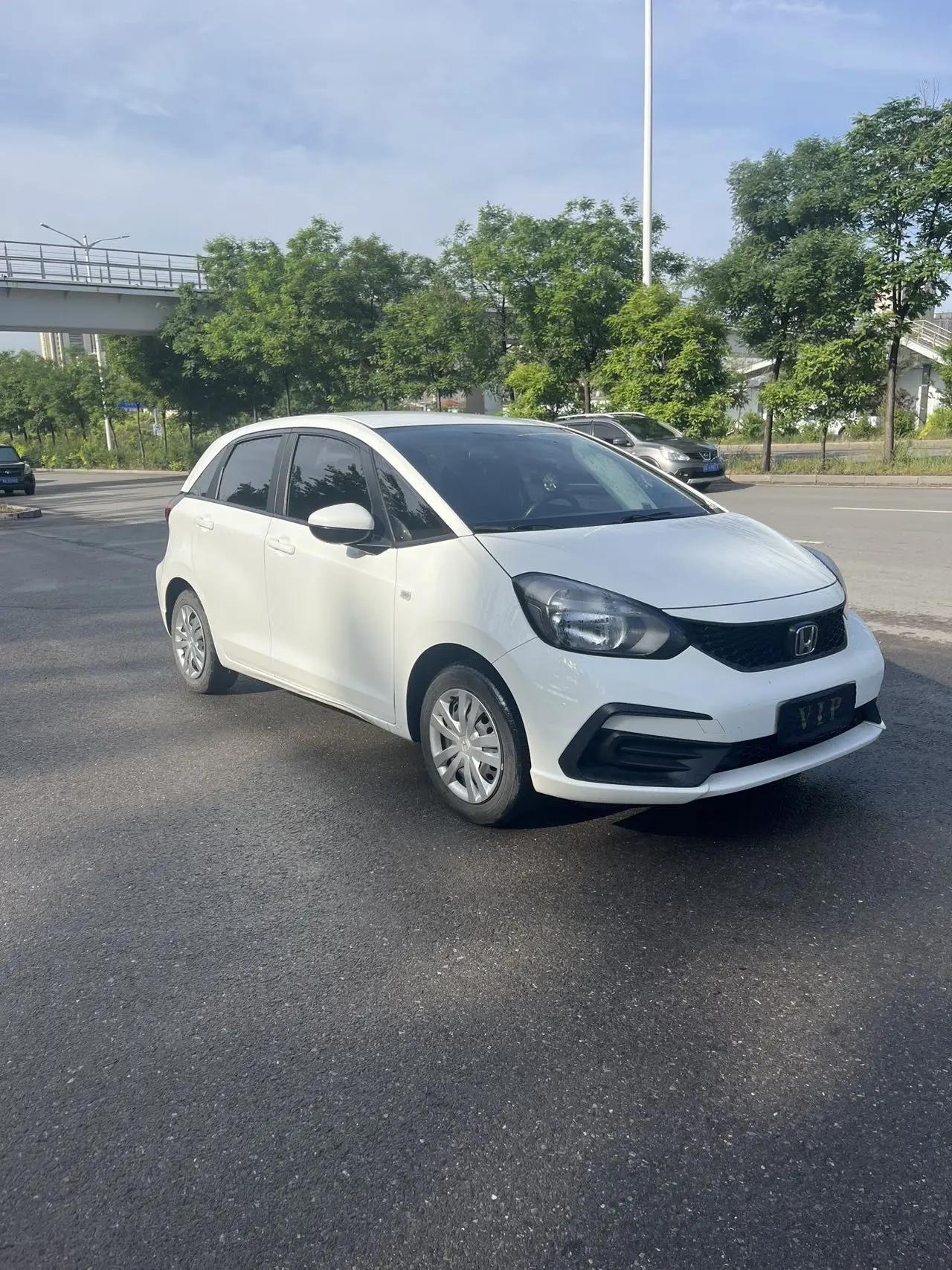 Fit 2022 1.5L CVT Tide Enjoy Skylight Edition 2