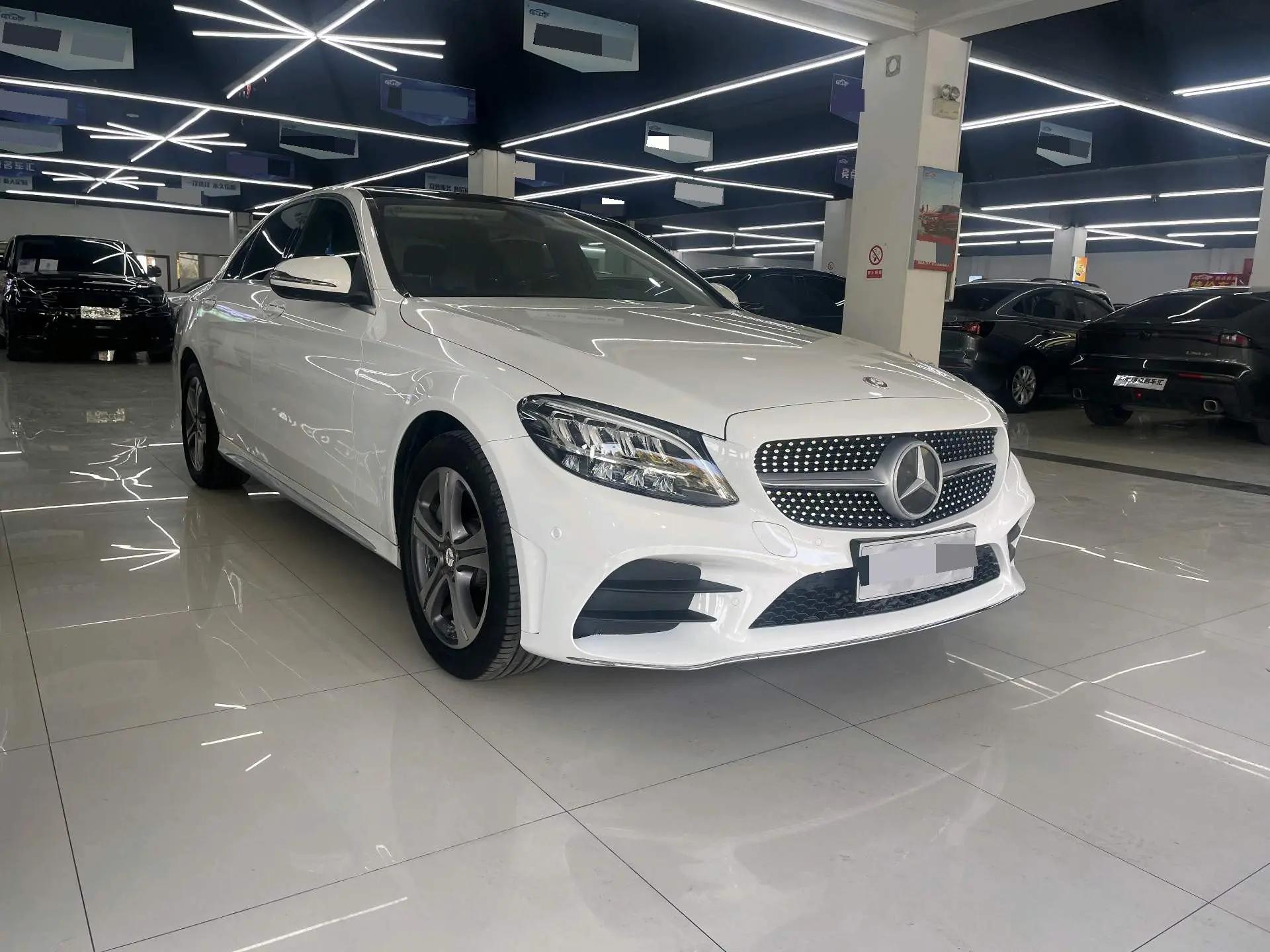 Mercedes Benz Class C 2021 C 260 L Sports Edition 2