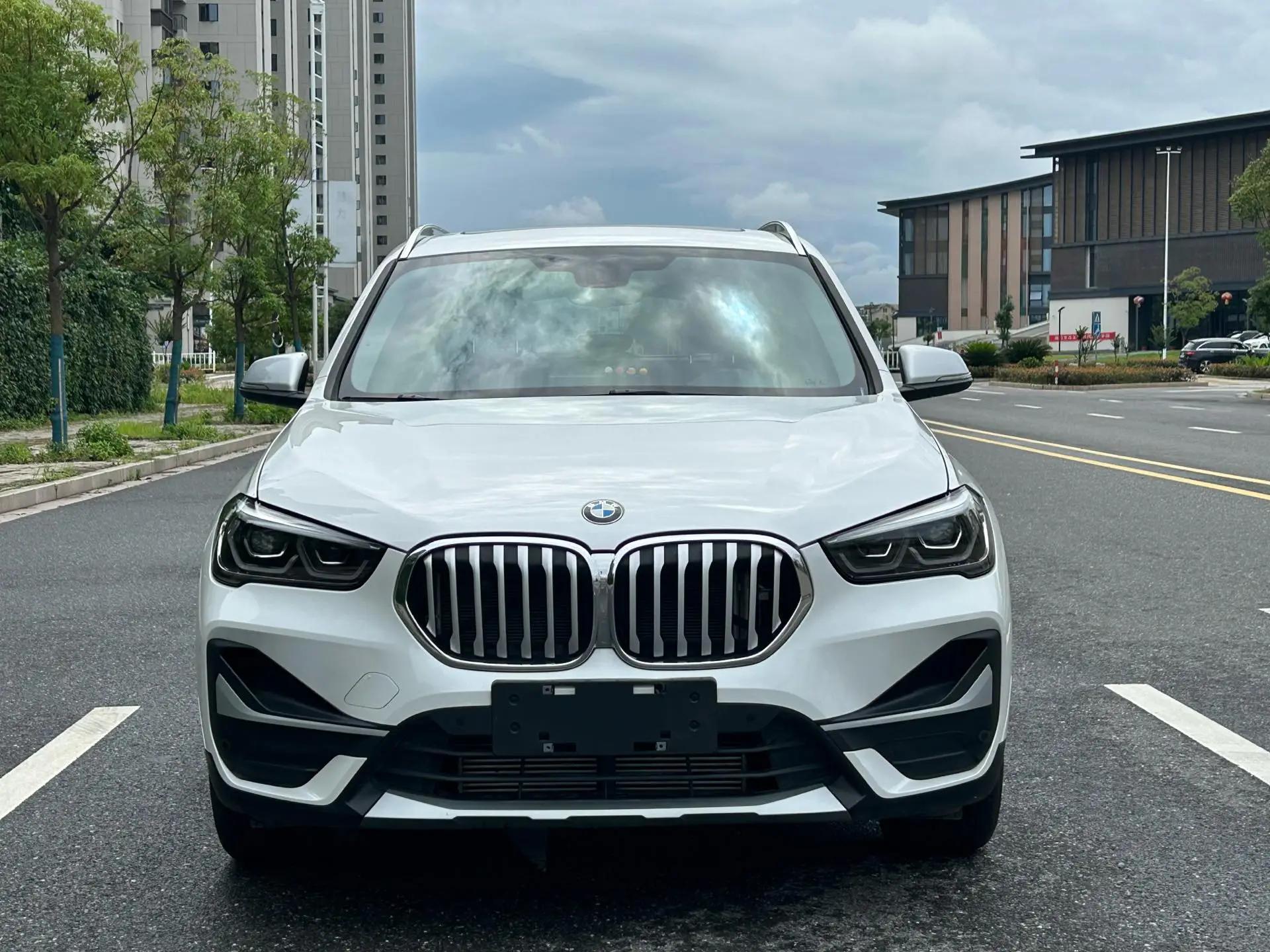 BMW X1 2022 sDrive20Li exclusive type 2
