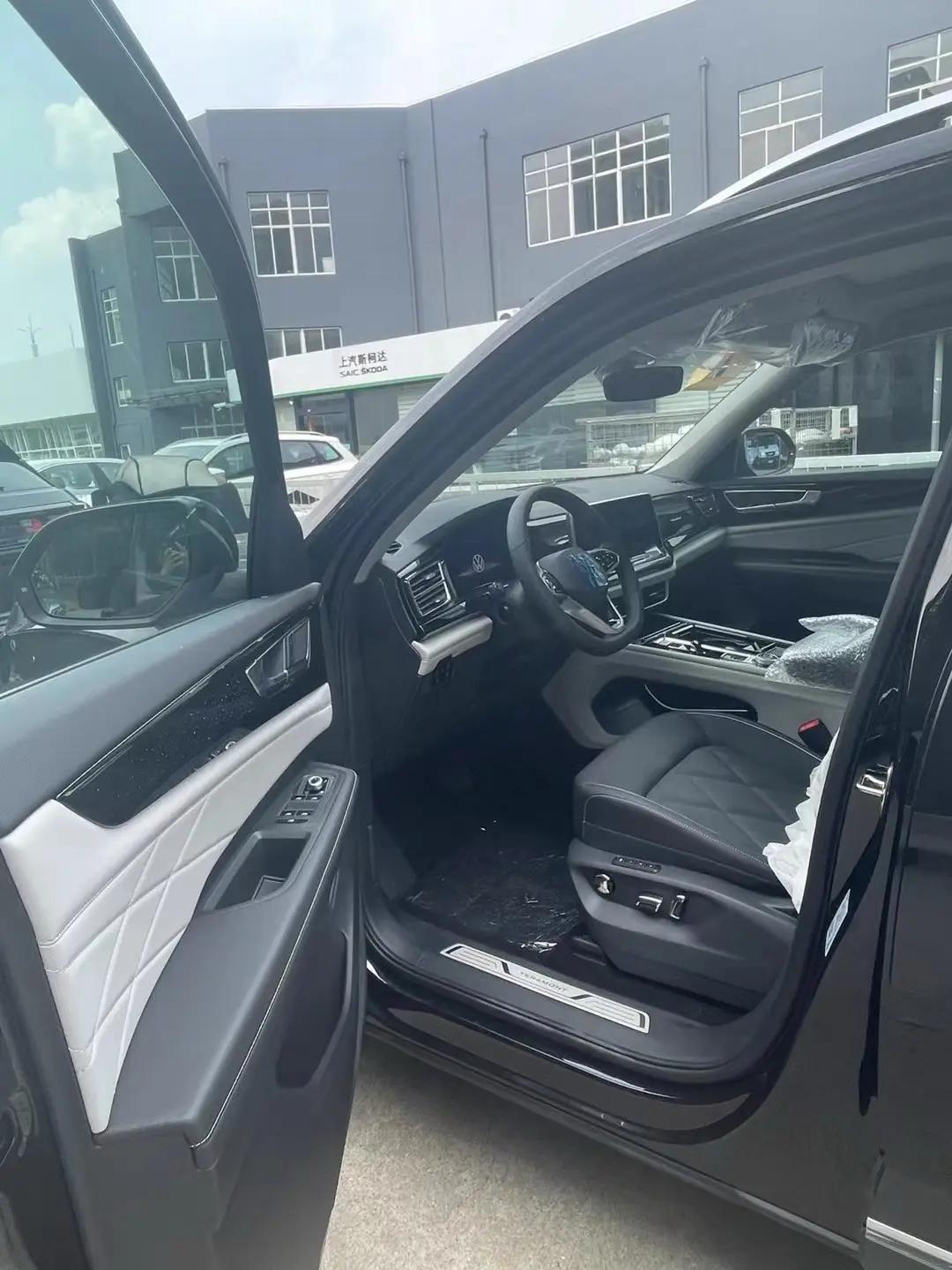 Volkswagen 2025 Tuang 2.0TSI 380TSI four-wheel drive superior automatic gear 2