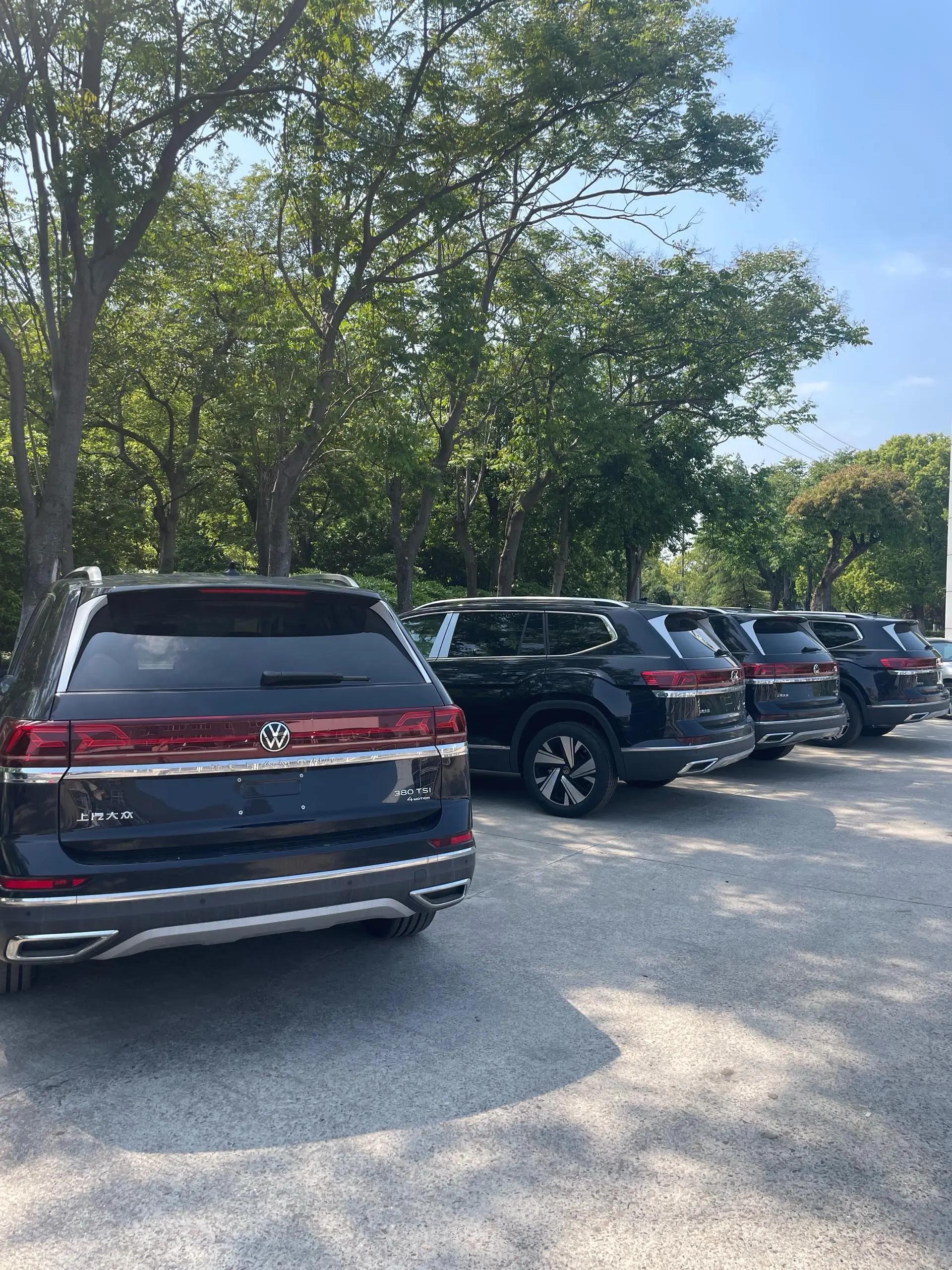 Volkswagen 2025 Tuang 2.0TSI 380TSI four-wheel drive superior automatic gear 7