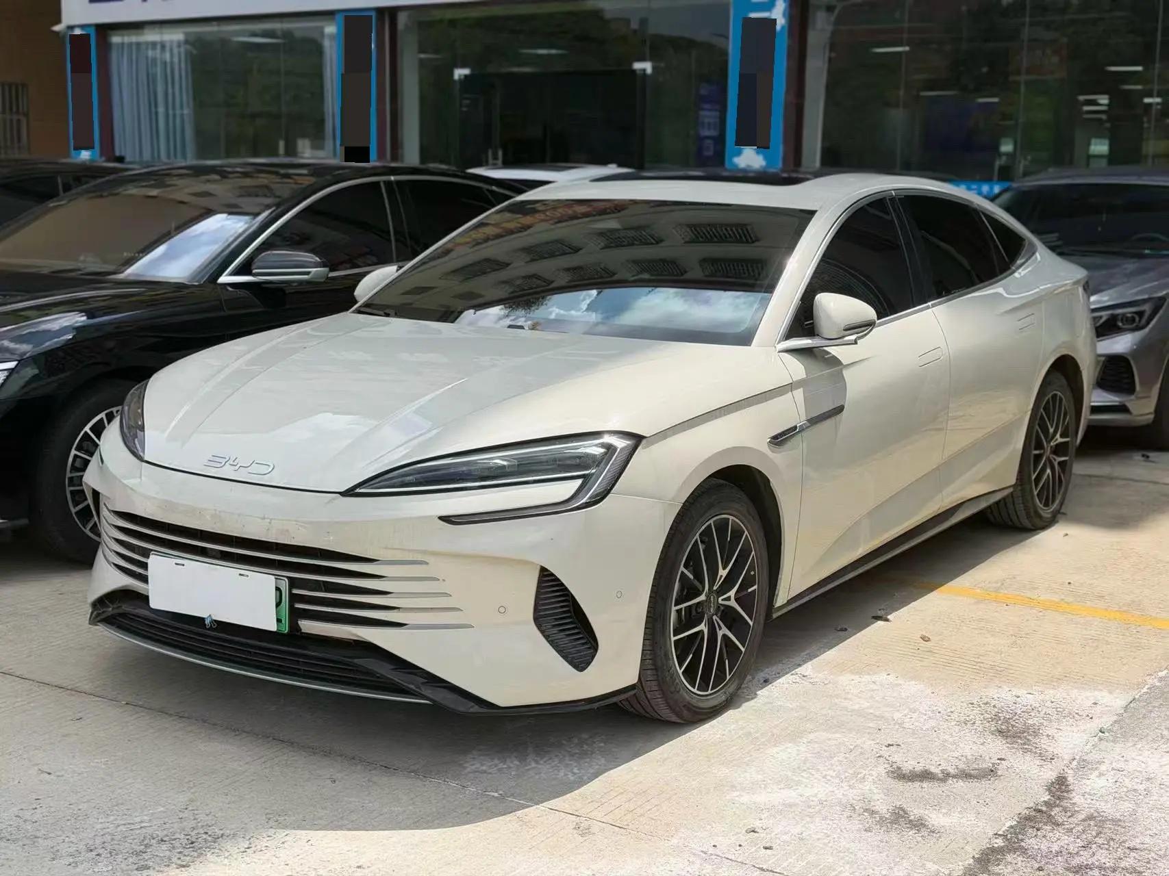 比亚迪 2023款 海豹 DM-i 1.5T 无级 200km 旗舰型 自动挡