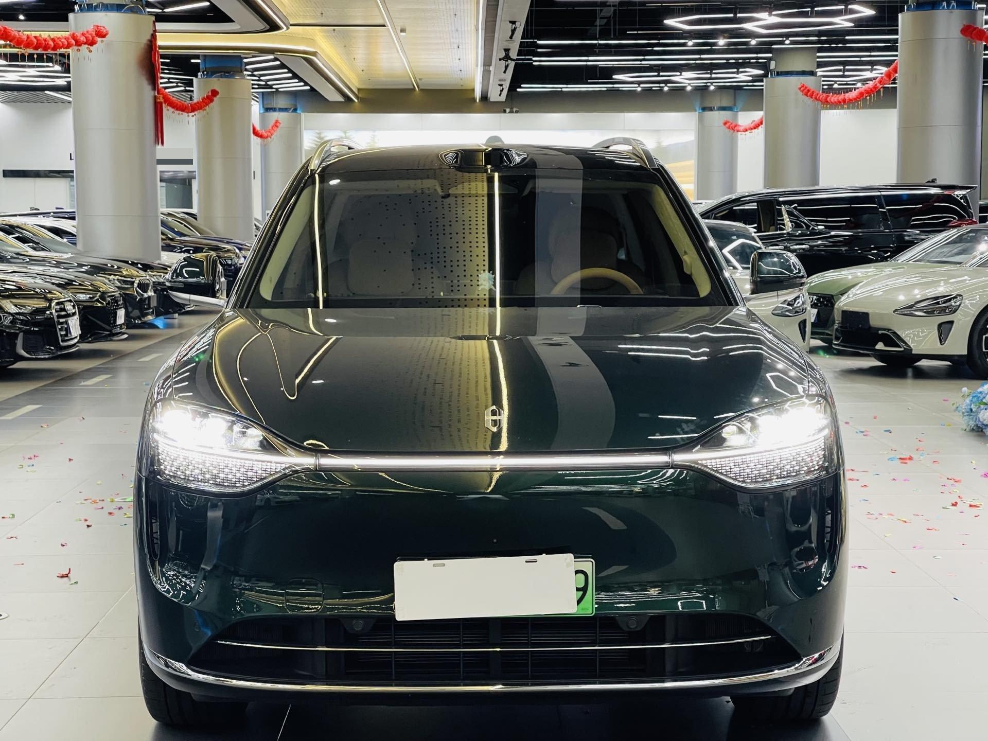 AITO 2025 Model AITO M9 Range-Extended Ultra Version 52kWh 5-Seater Automatic 3