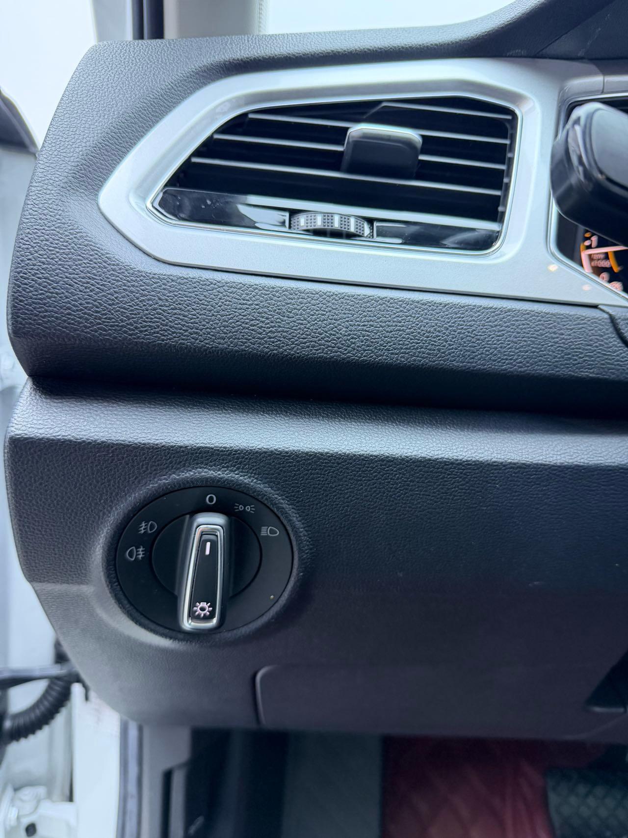 T-ROC Tange 2022 280TSI DSG Two-Drive Elite PLUS 11