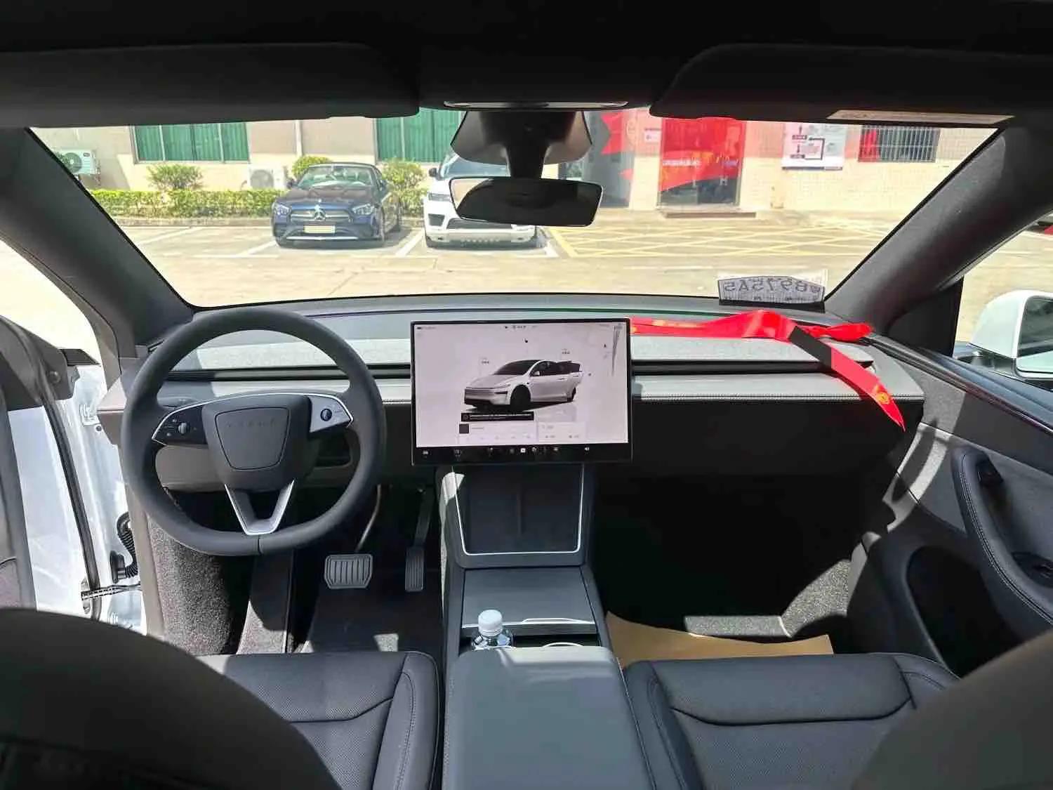 Tesla 2026 Model Y Rear-Wheel Drive Automatic 3