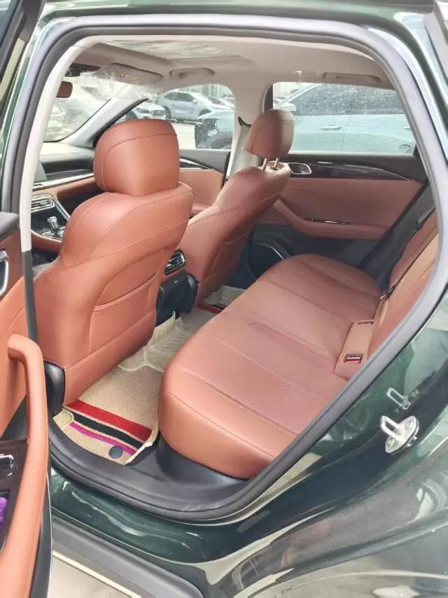 Geely 2026 Emgrand -3-compartment 1.5T Flagship Automatic Gear 6