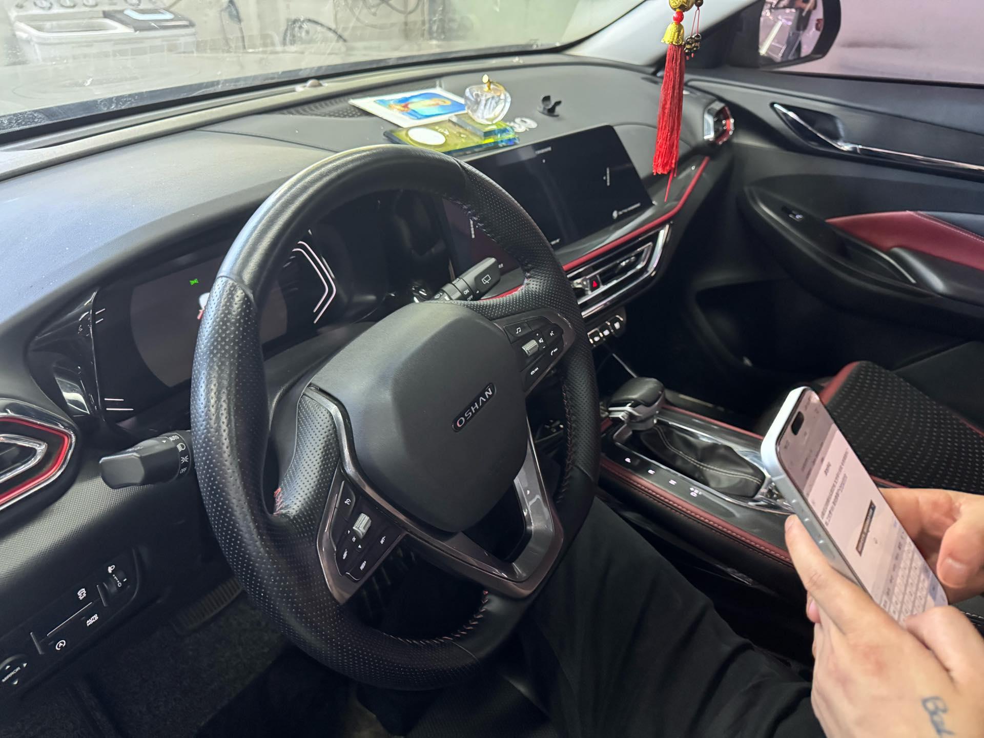 ChangAn Oshan X5 2021 1.5T DCT honorable model 4