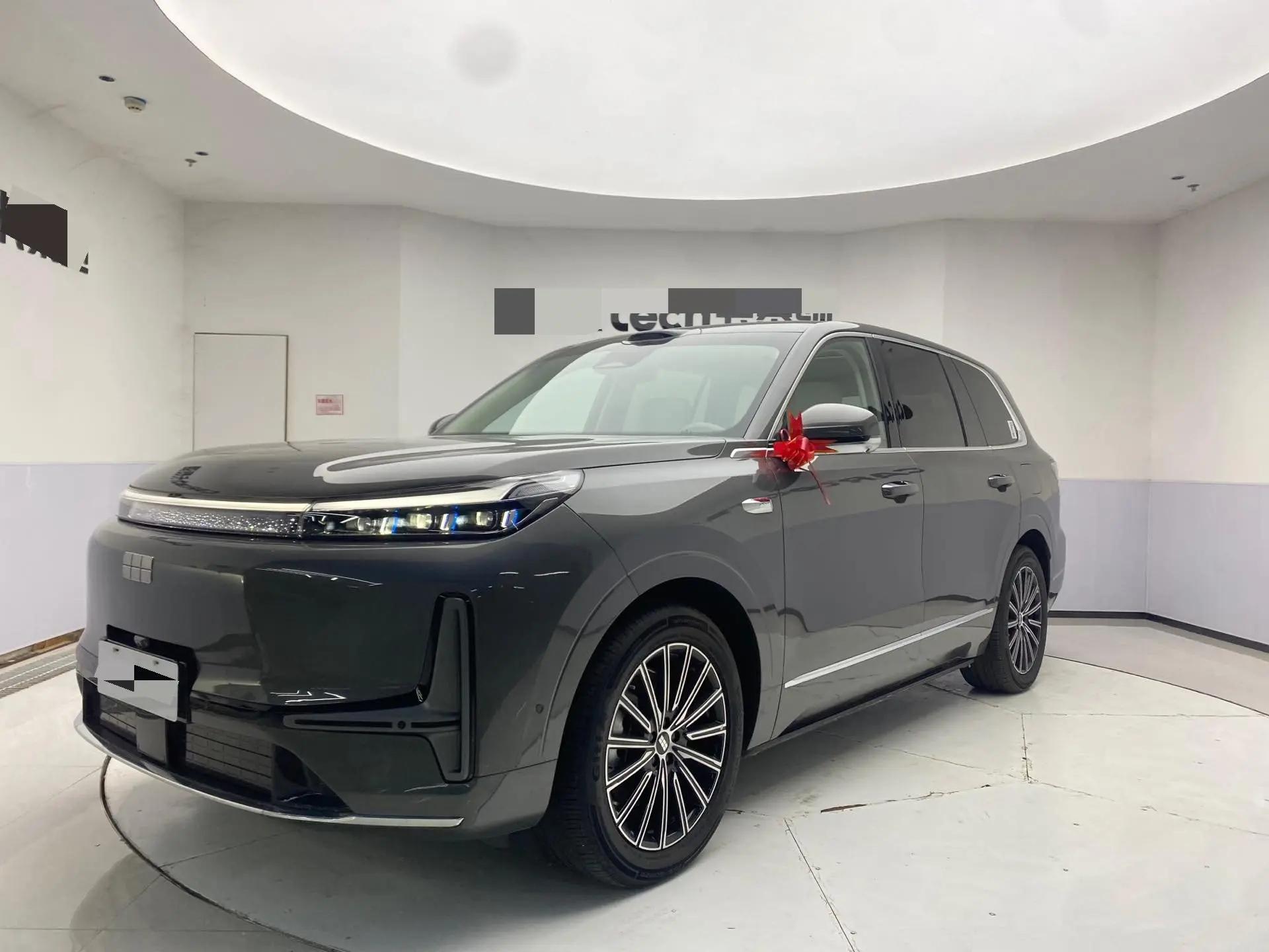 Open image lightbox: Geely Galaxy 2025 M9 1.5T 230km Two-Drive Discovery Edition Automatic Gear