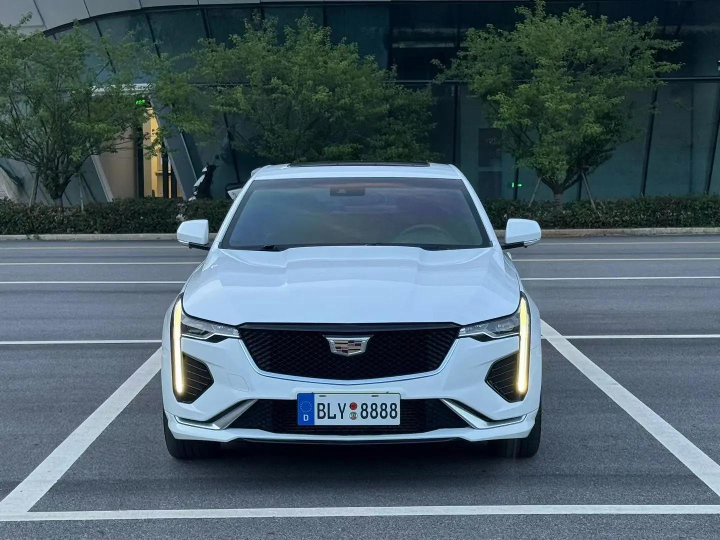 Cadillac CT4 2021 28T fashion model 2
