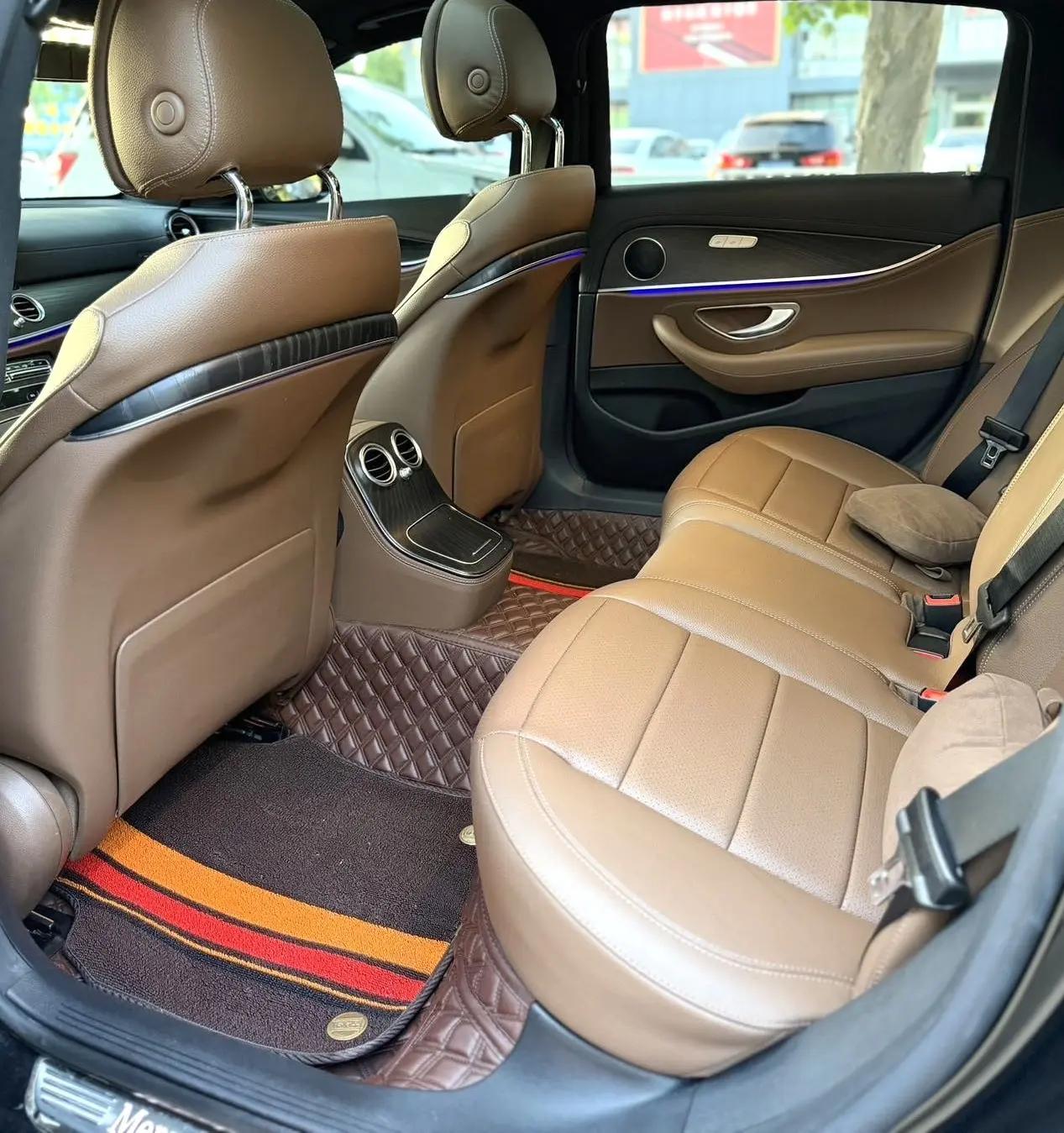 Mercedes Benz E-Class 2021 E 300 L Sports Fashion 3