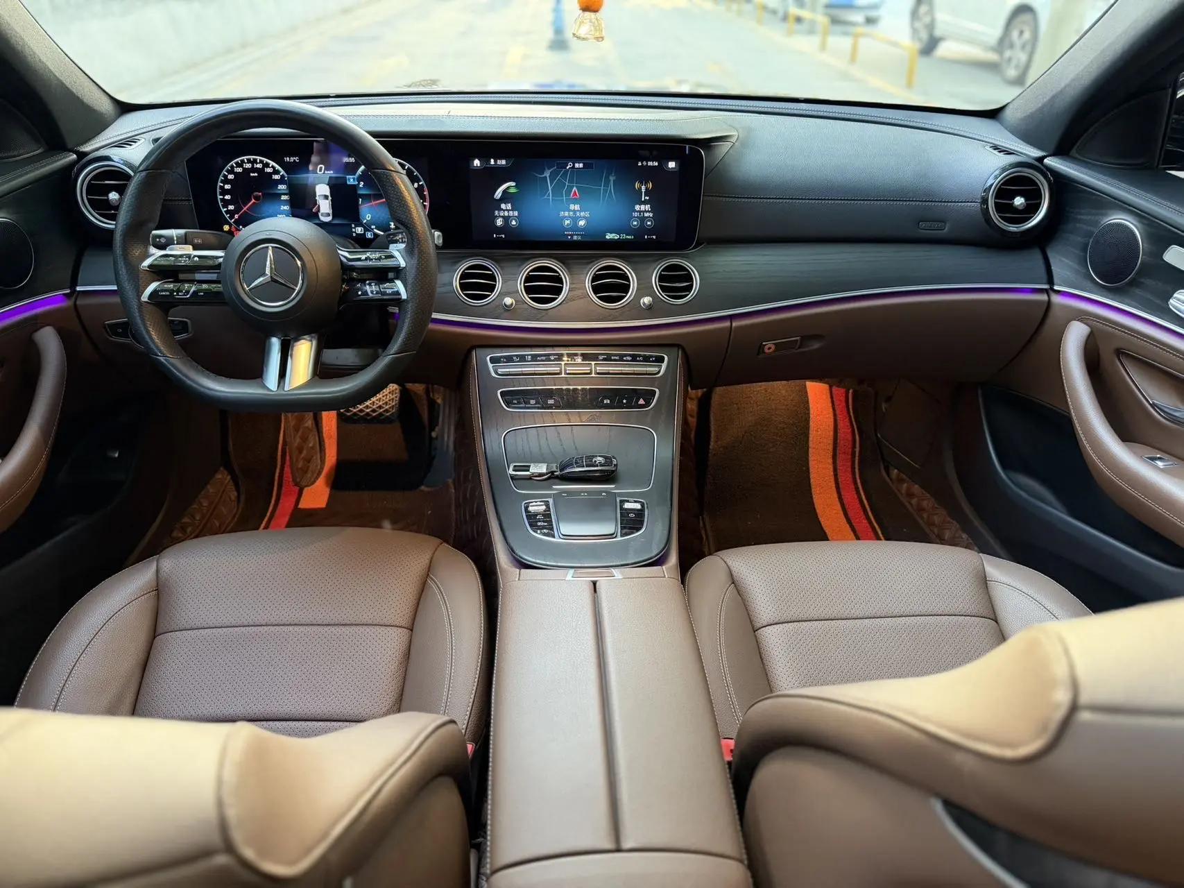 Mercedes Benz E-Class 2021 E 300 L Sports Fashion 4