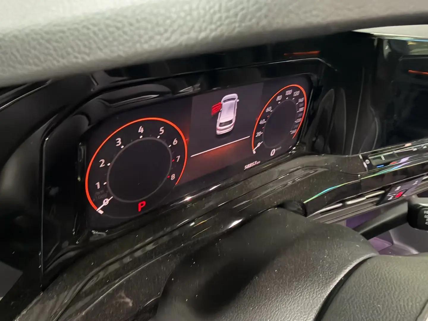 Volkswagen 2023 Golf 8 R-Line 1.4TSI 280TSI Automatic 8