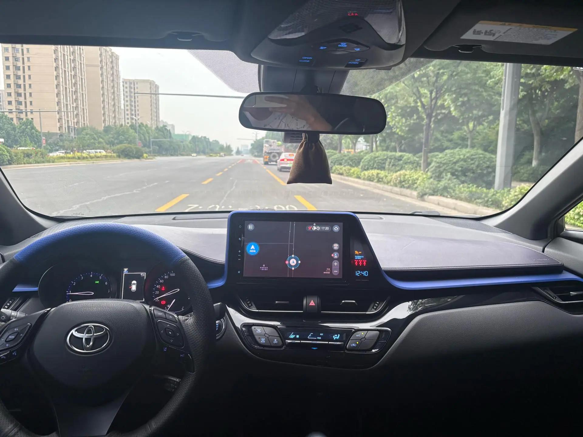 Toyota C- HR 2020 2.0L Leading Edition 8