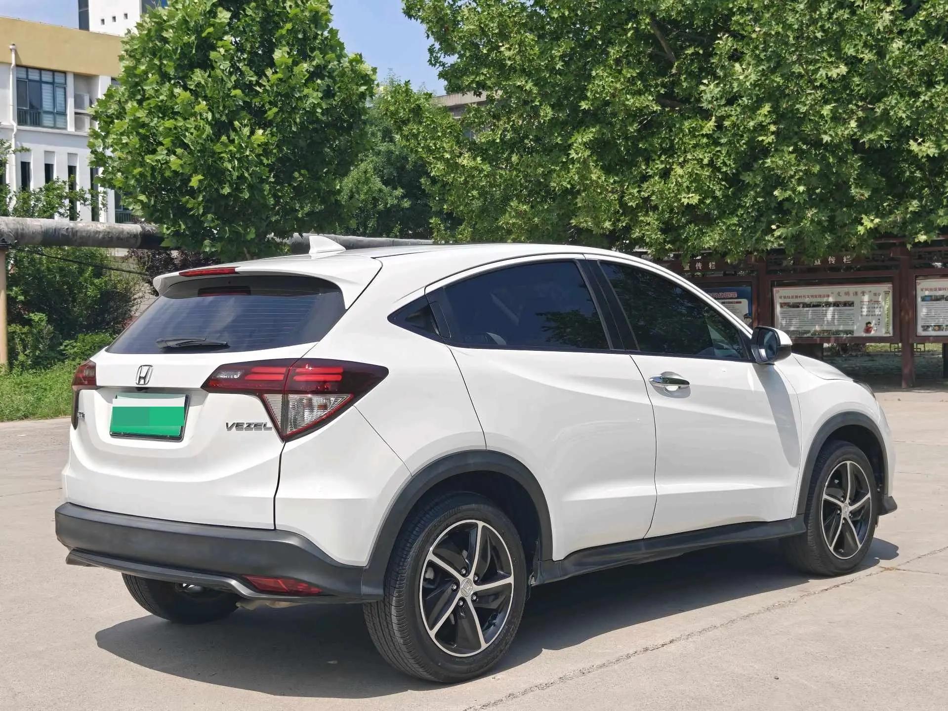 Binzhi 2020 1.5L CVT Deluxe Edition 4