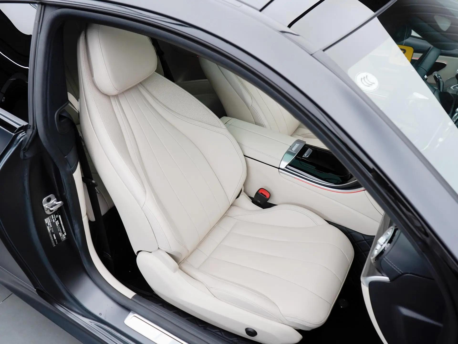 奔驰 CLE(进口) 2024款 CLE 300 4MATIC Coupe 48V 2.0T 豪华型 自动挡 11