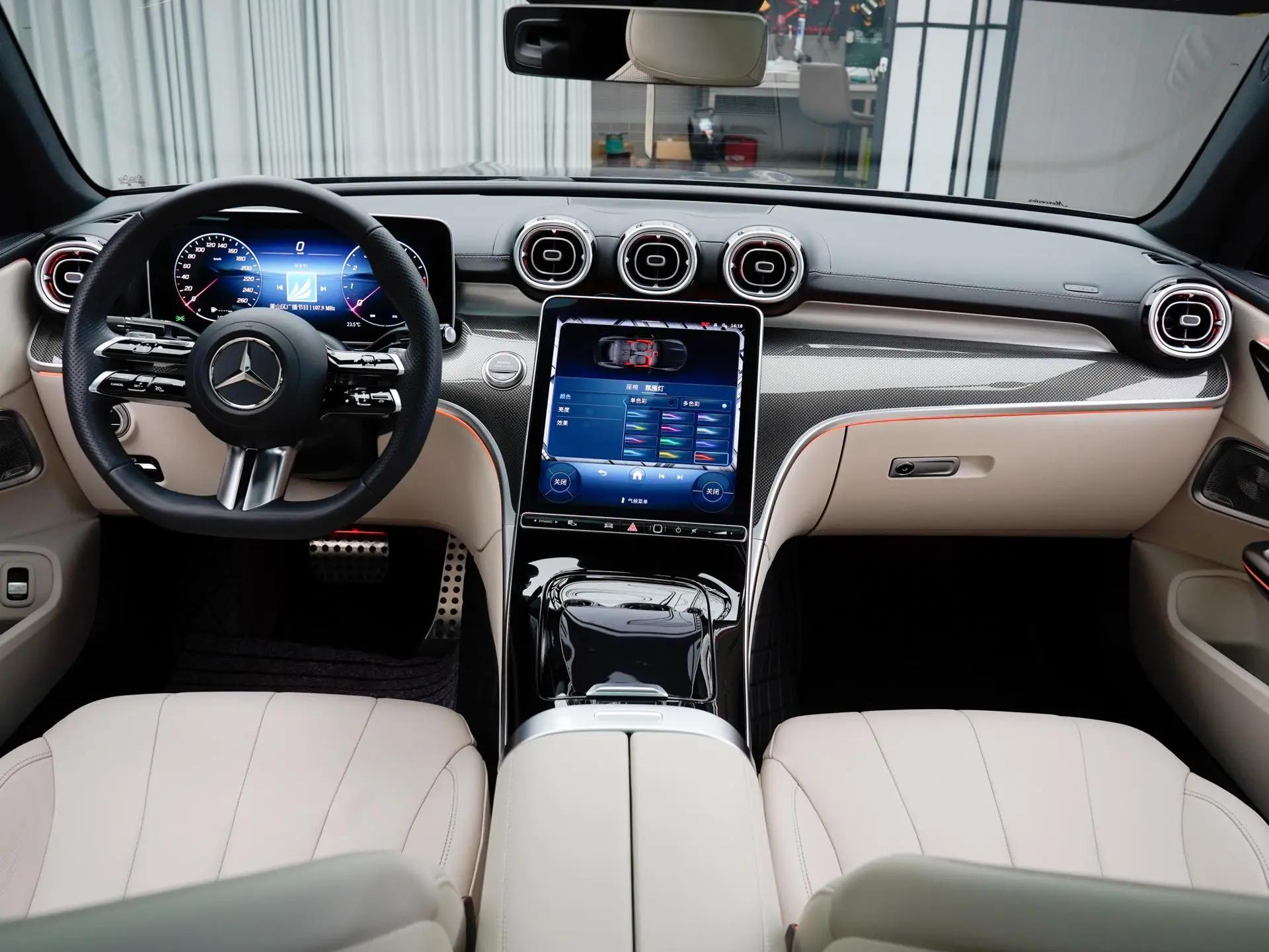 奔驰 CLE(进口) 2024款 CLE 300 4MATIC Coupe 48V 2.0T 豪华型 自动挡 17