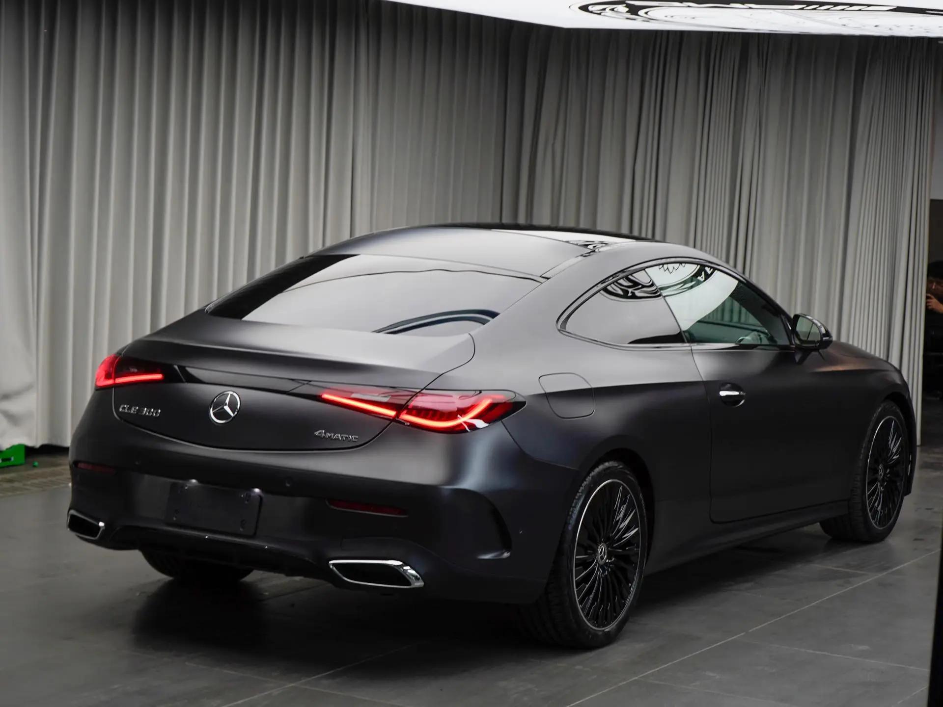 奔驰 CLE(进口) 2024款 CLE 300 4MATIC Coupe 48V 2.0T 豪华型 自动挡 4