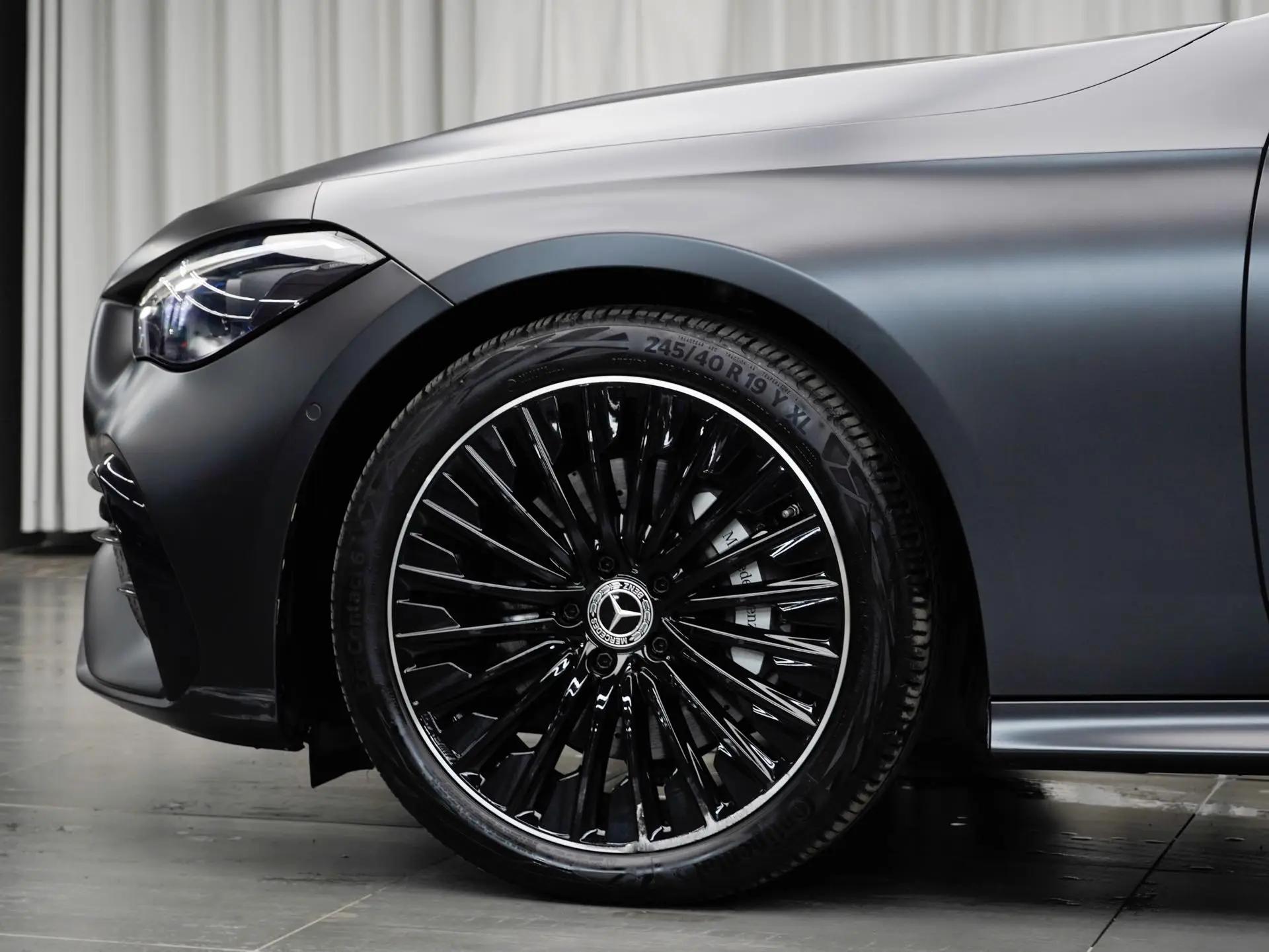 奔驰 CLE(进口) 2024款 CLE 300 4MATIC Coupe 48V 2.0T 豪华型 自动挡 7