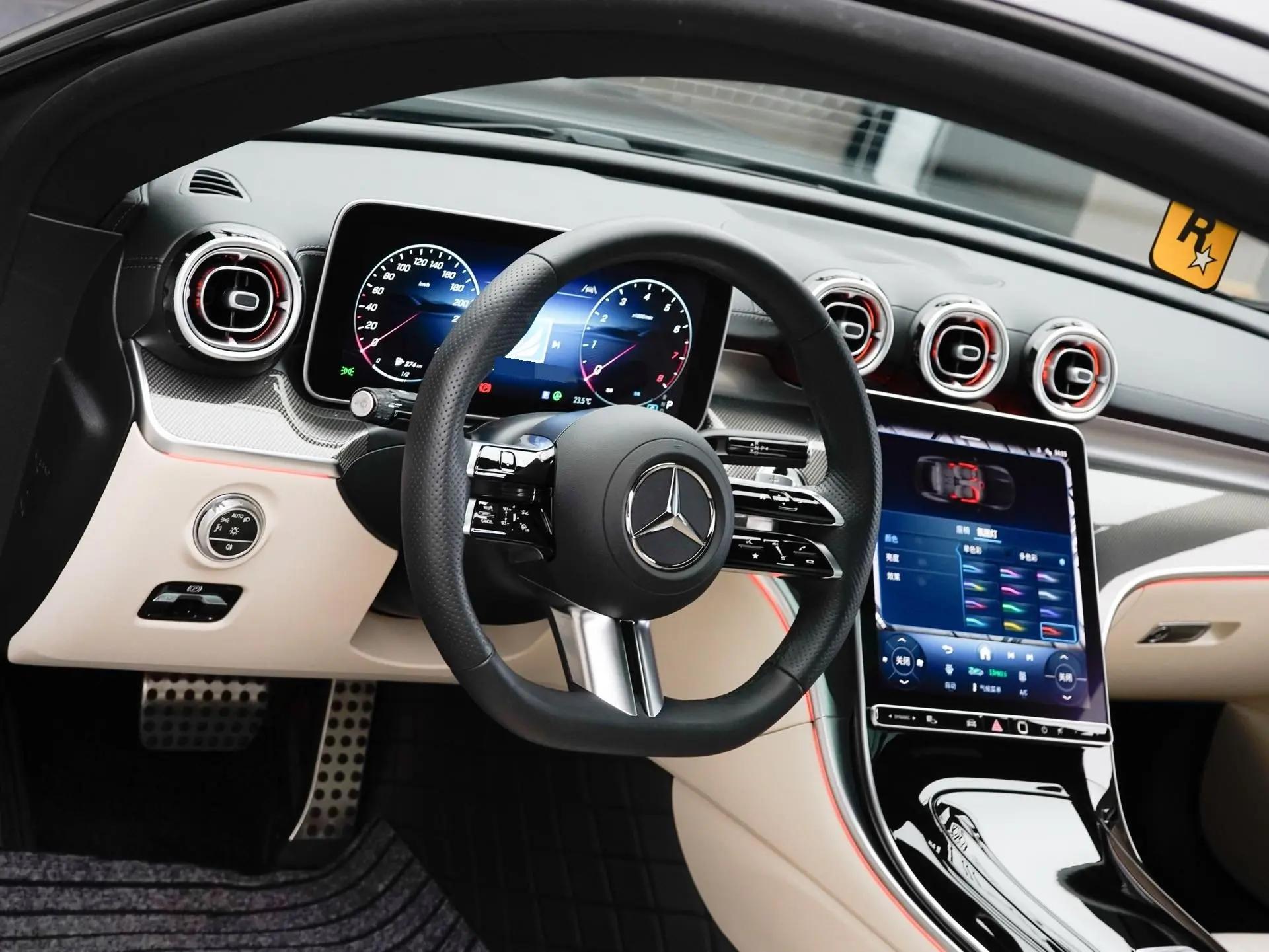 奔驰 CLE(进口) 2024款 CLE 300 4MATIC Coupe 48V 2.0T 豪华型 自动挡 9