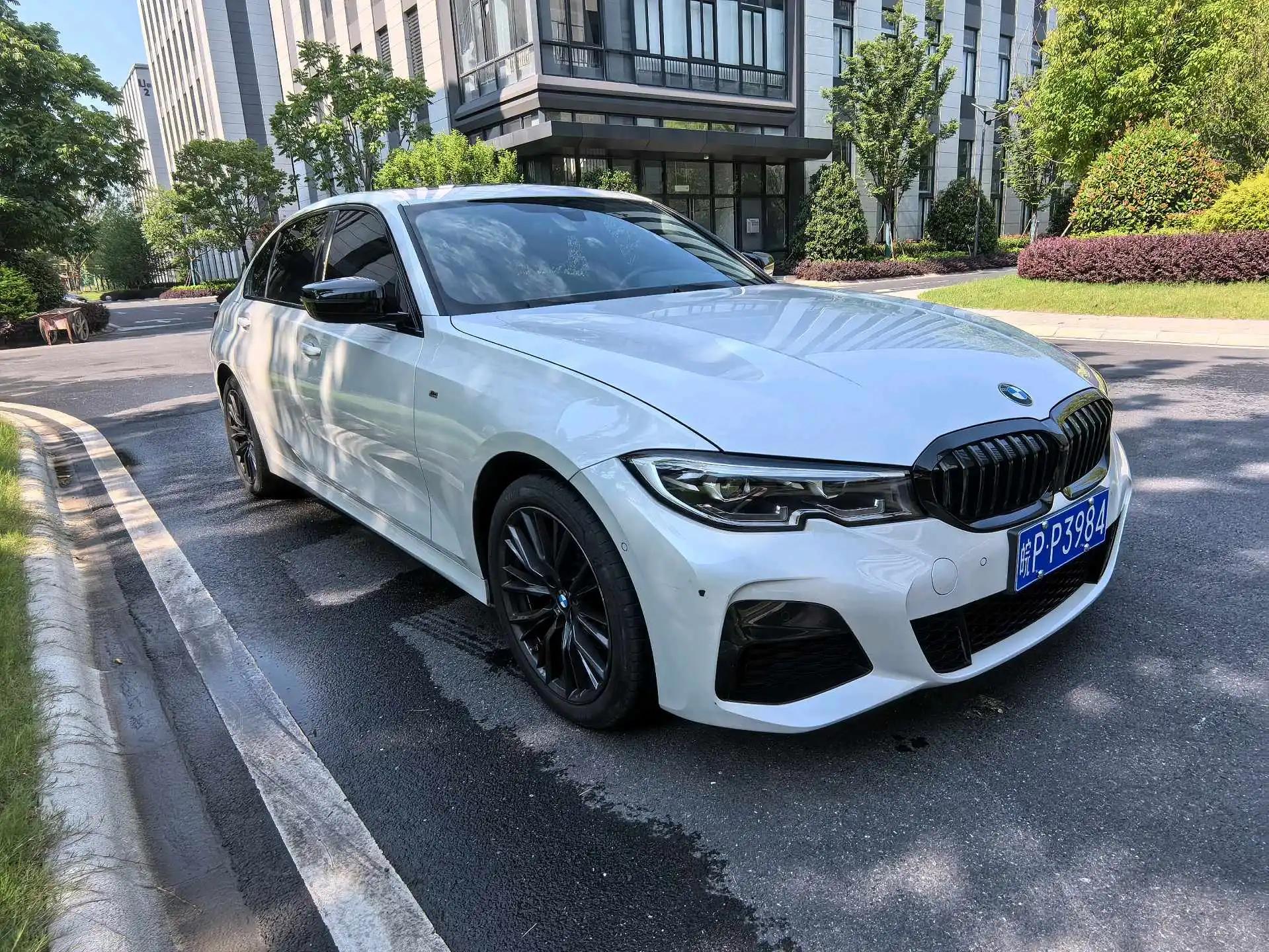 BMW 3 Series 2022 Changed 325Li M Sports Obsidian Night Suit 2