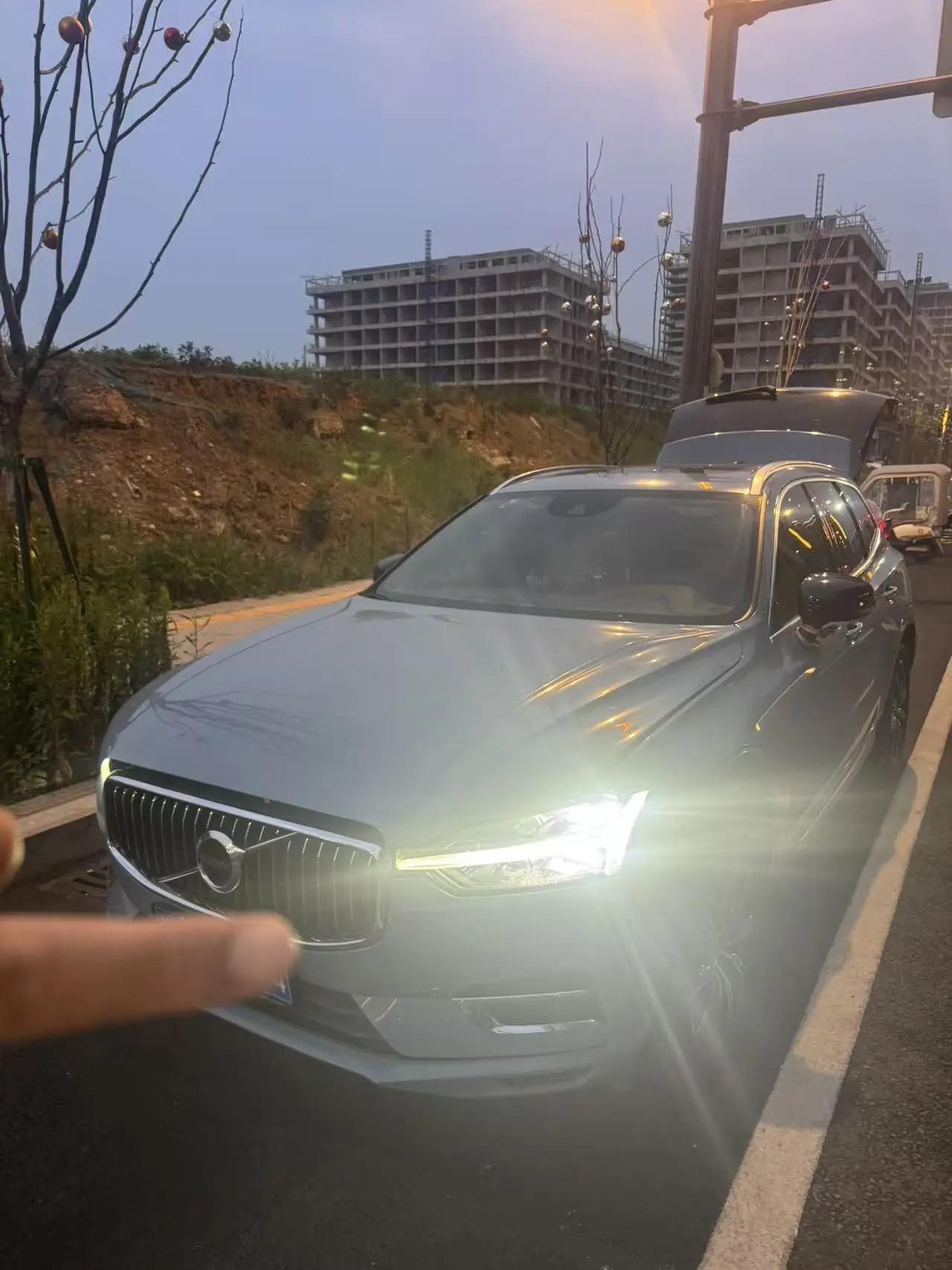 Volvo XC60 2021 T5 4-wheel-drive Zhiyi Deluxe Edition