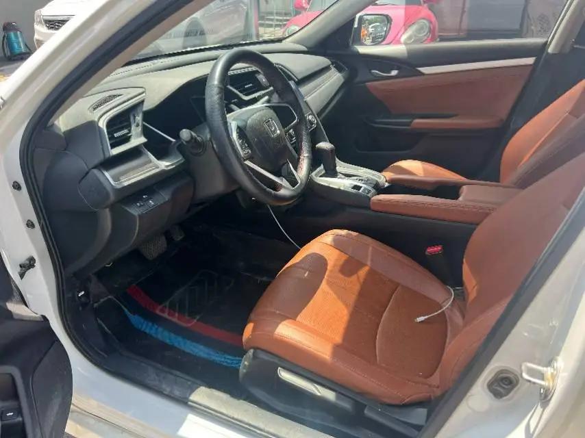 Civic 2019 220TURBO CVT Dynamic Edition National V 4
