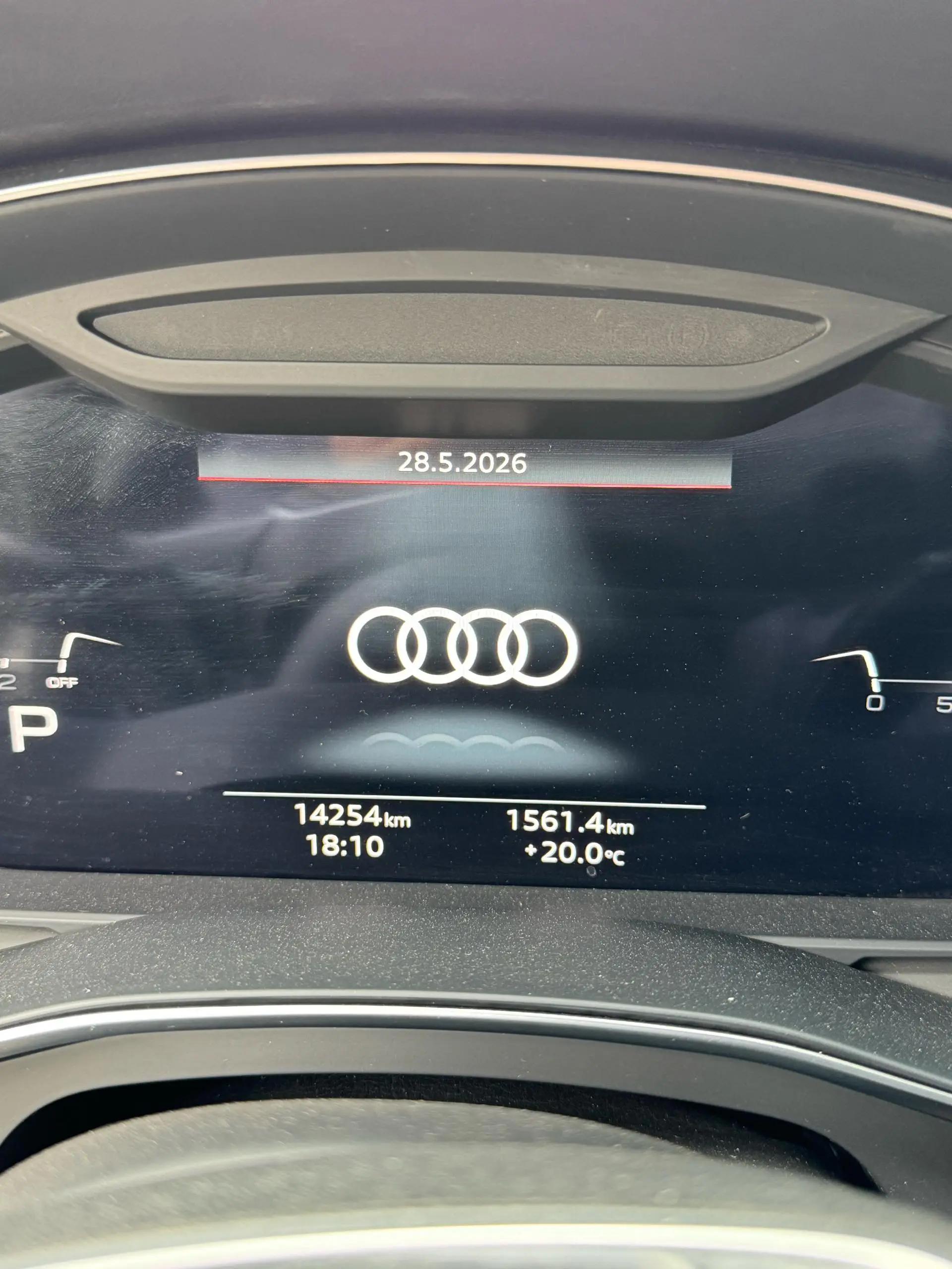 Audi 2024 A6L 2.0TFSI 45TFSI Quattro Selected Elegant Automatic Gear 9