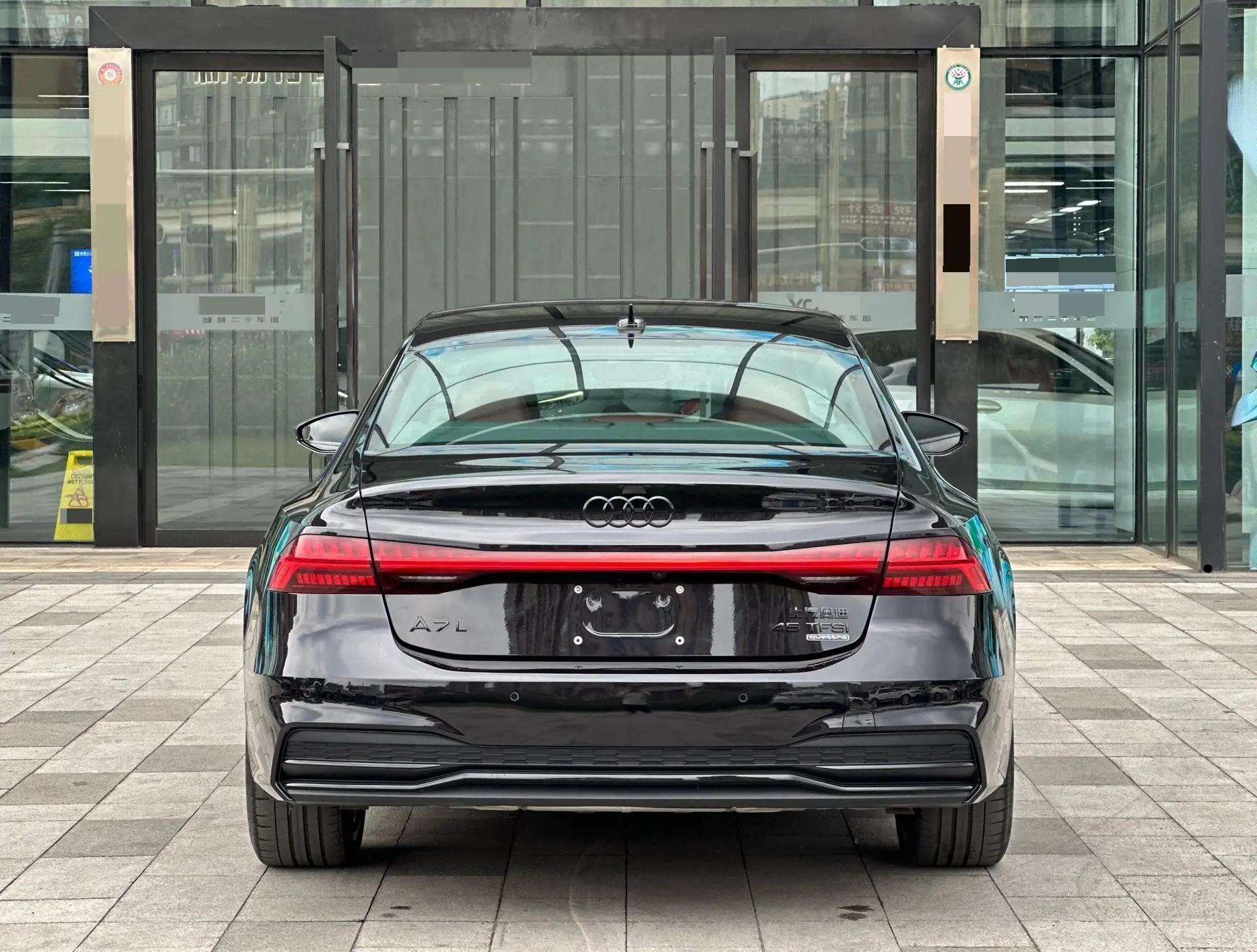 Audi 2023 A7L 2.0TFSI 45TFSI Quattro S-line Black Samurai Edition Automatic Gear 4