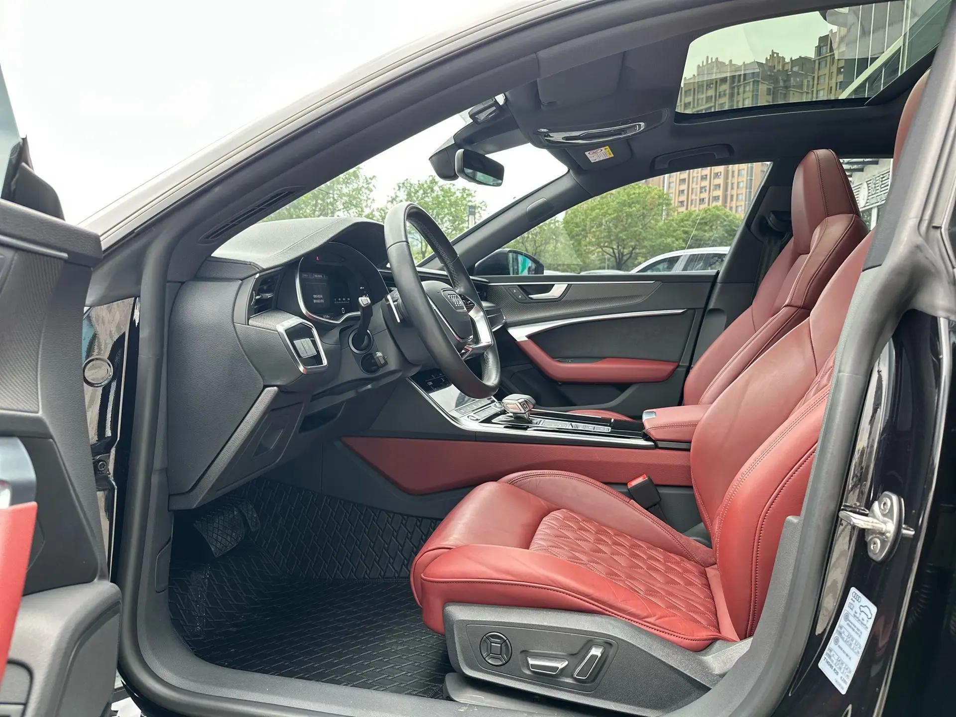 Audi 2023 A7L 2.0TFSI 45TFSI Quattro S-line Black Samurai Edition Automatic Gear 6