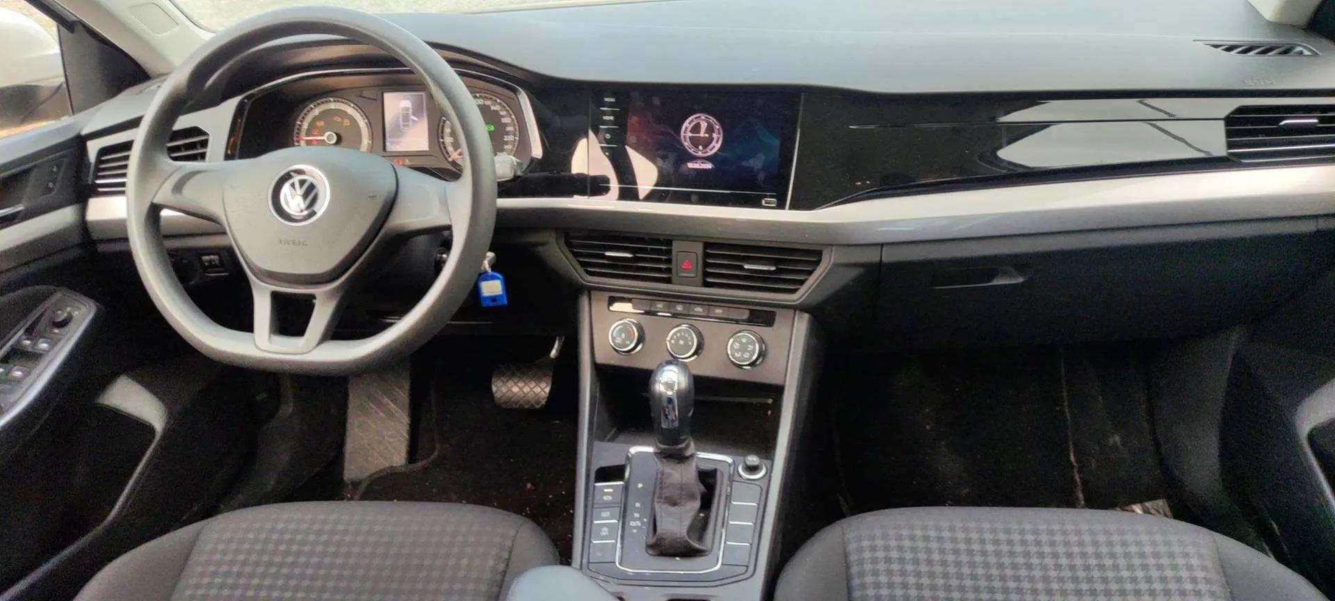 Bora 2021 1.5L Automatic Fashion Zhilian Edition 4