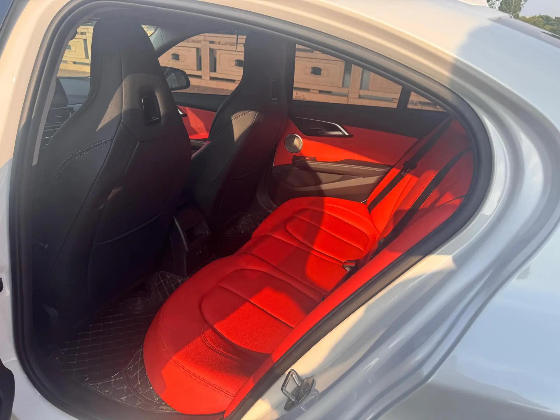 BMW 1 Series 2021 125i M Sports Obsidian Night Edition 5