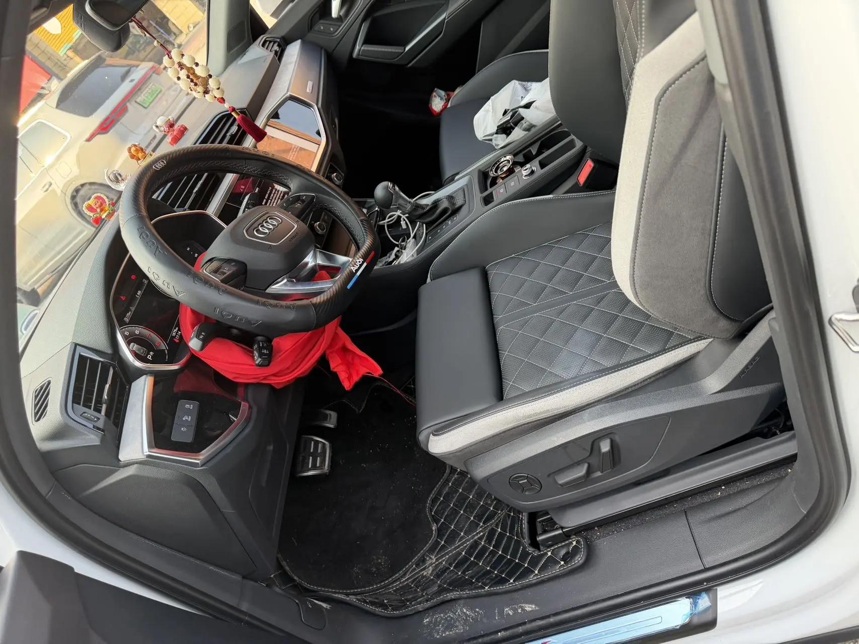Audi 2025 Q3 1.5TFSI 35TFSI 45th Anniversary Collection Edition Quattro Fashion Dynamic Automatic Gear 3