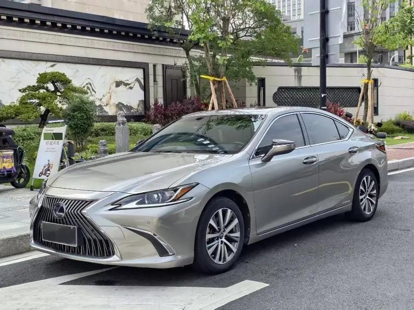Lexus ES 2020 300h Excellent Edition