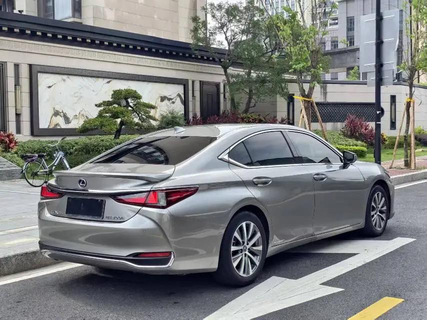 Lexus ES 2020 300h Excellent Edition 9