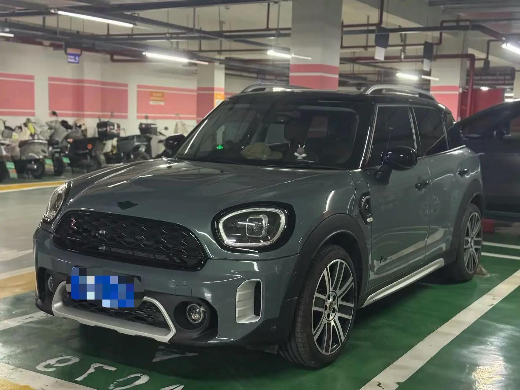 Open image lightbox: MINI COUNTRYMAN 2022 2.0T COOPER S ALL4 Black Label Special Edition