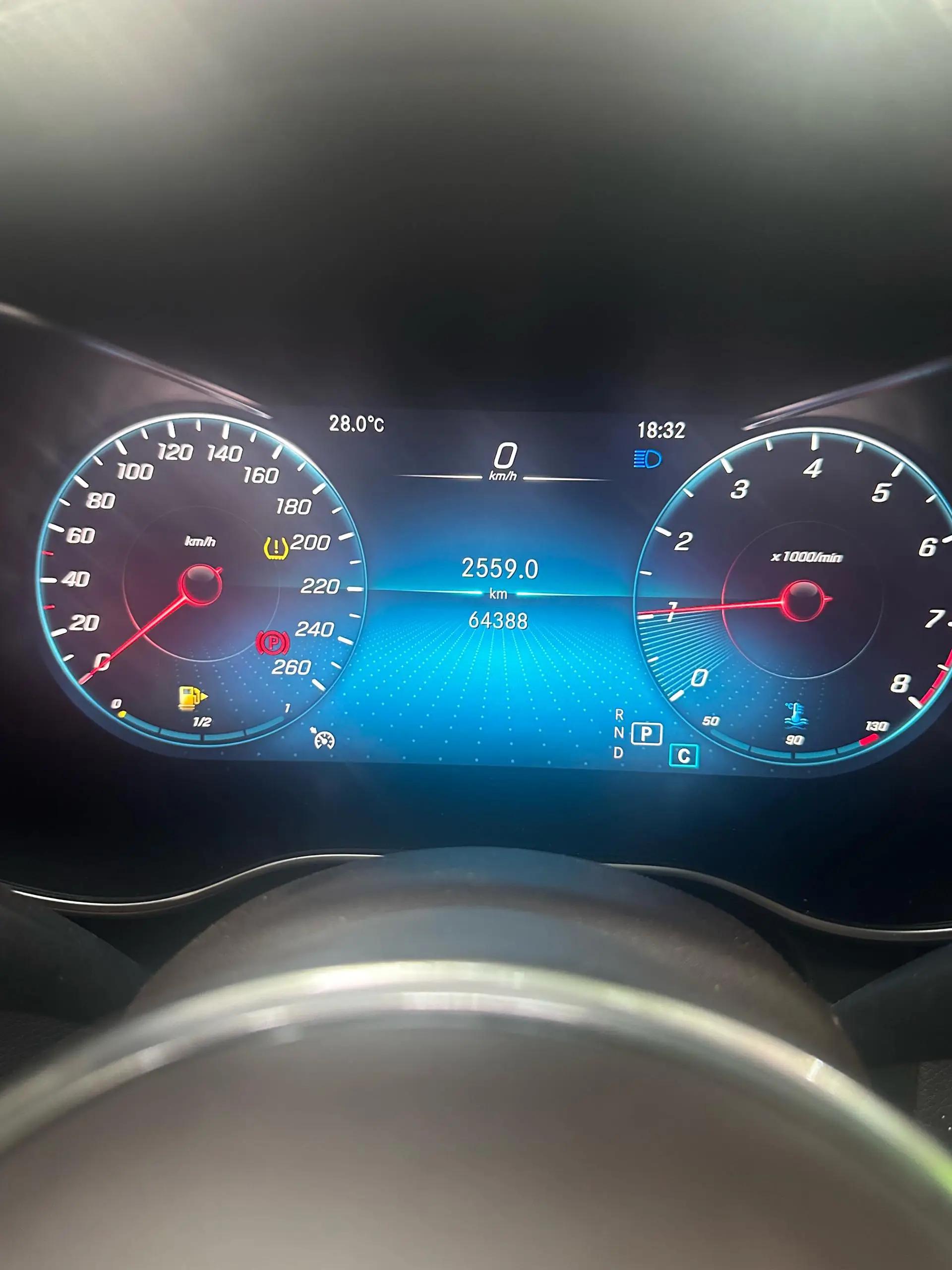 Mercedes Benz GLC 2020 model modified GLC 260 L 4MATIC luxury model 8
