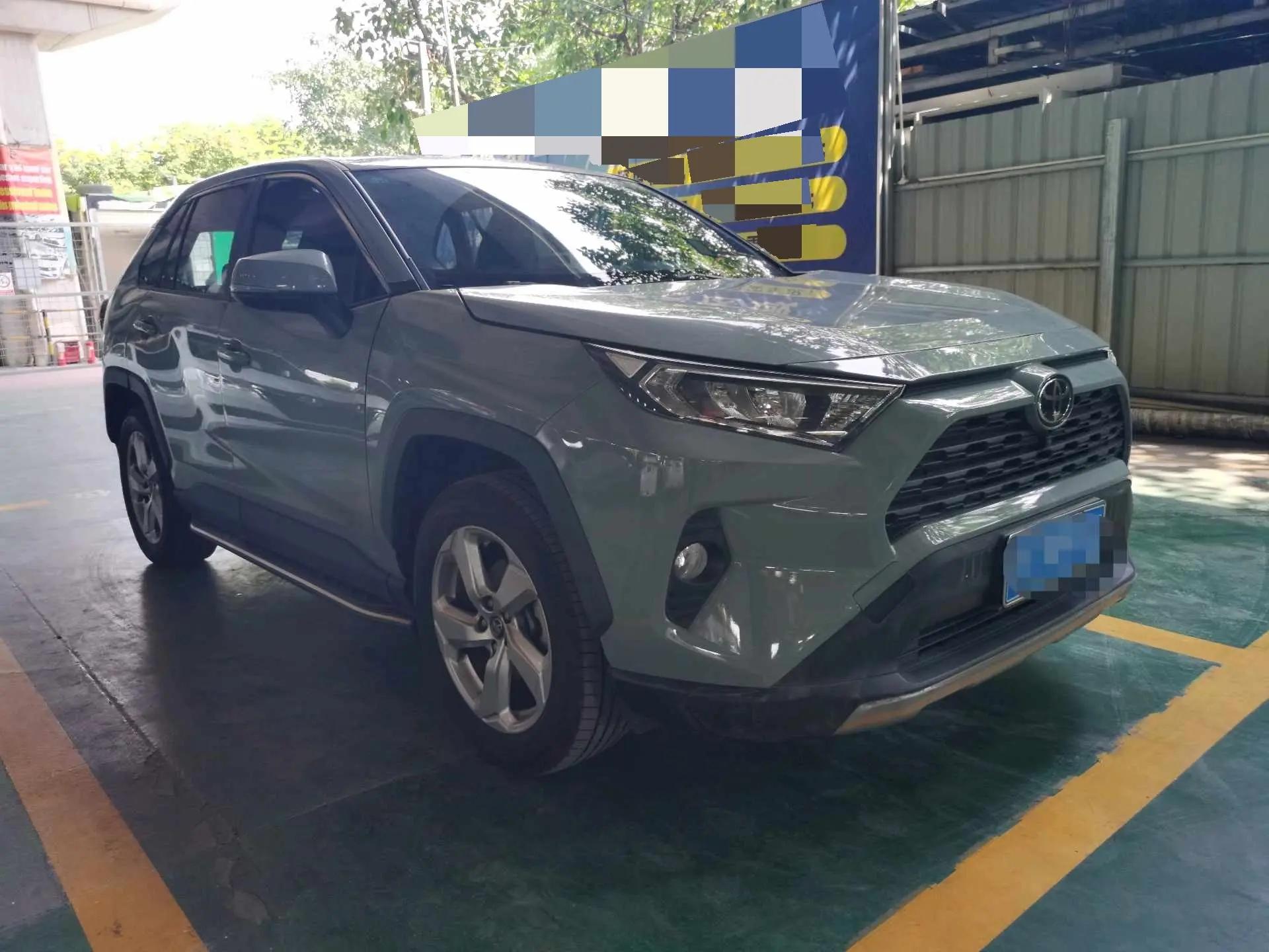 RAV4 Rongfeng 2020 2.0L CVT Two-Drive Fashion Edition 3