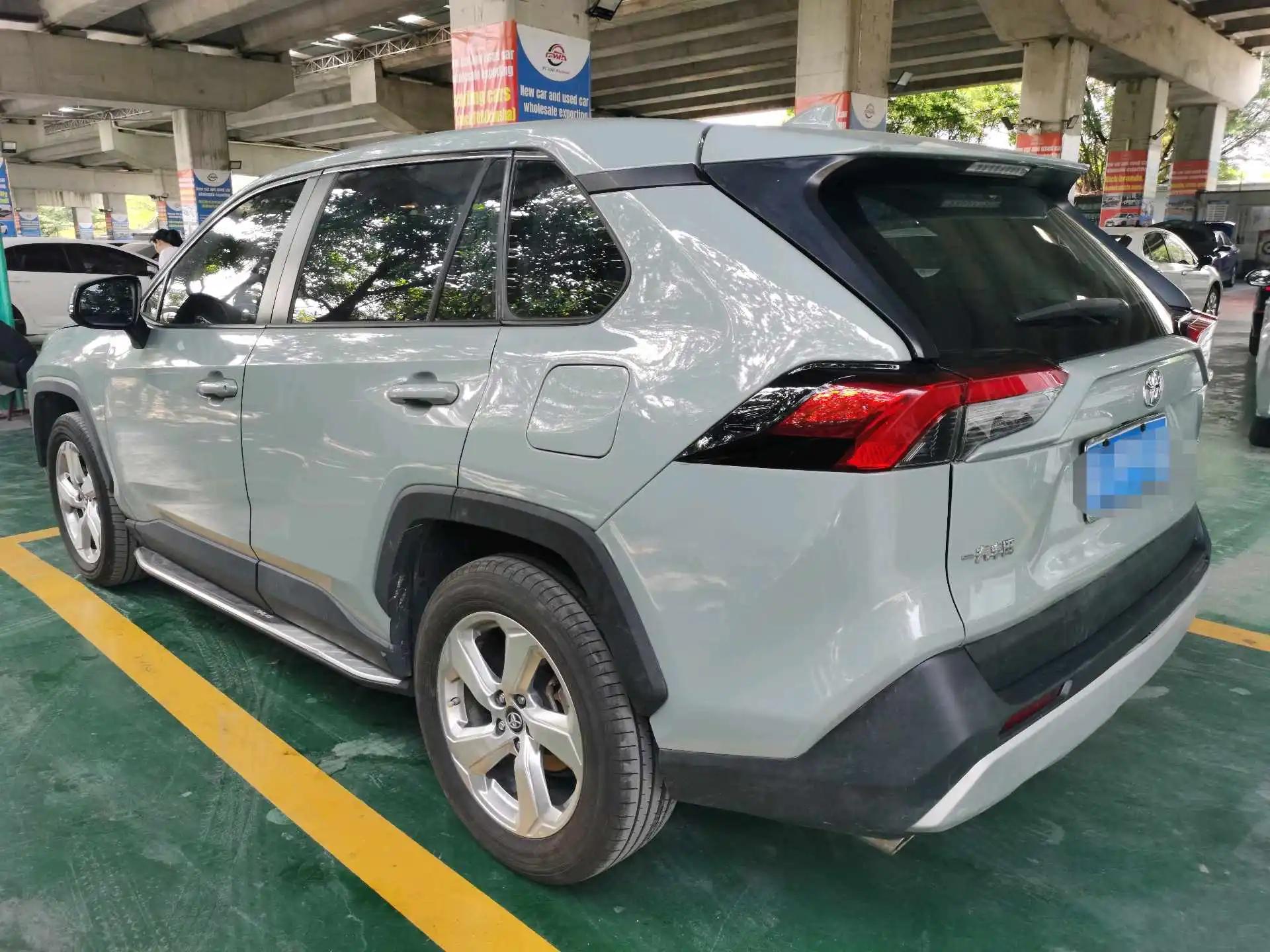RAV4 Rongfeng 2020 2.0L CVT Two-Drive Fashion Edition 6