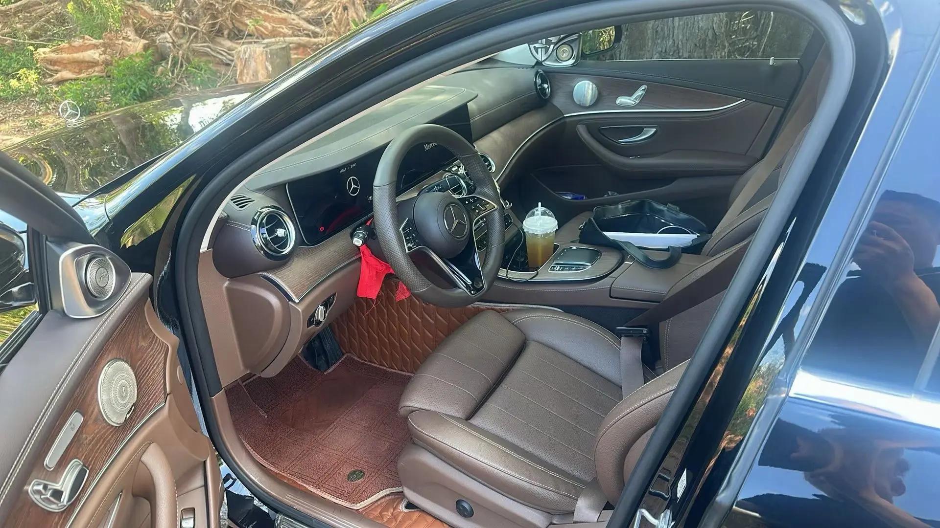 Mercedes Benz Class E 2023 E 260 L 3