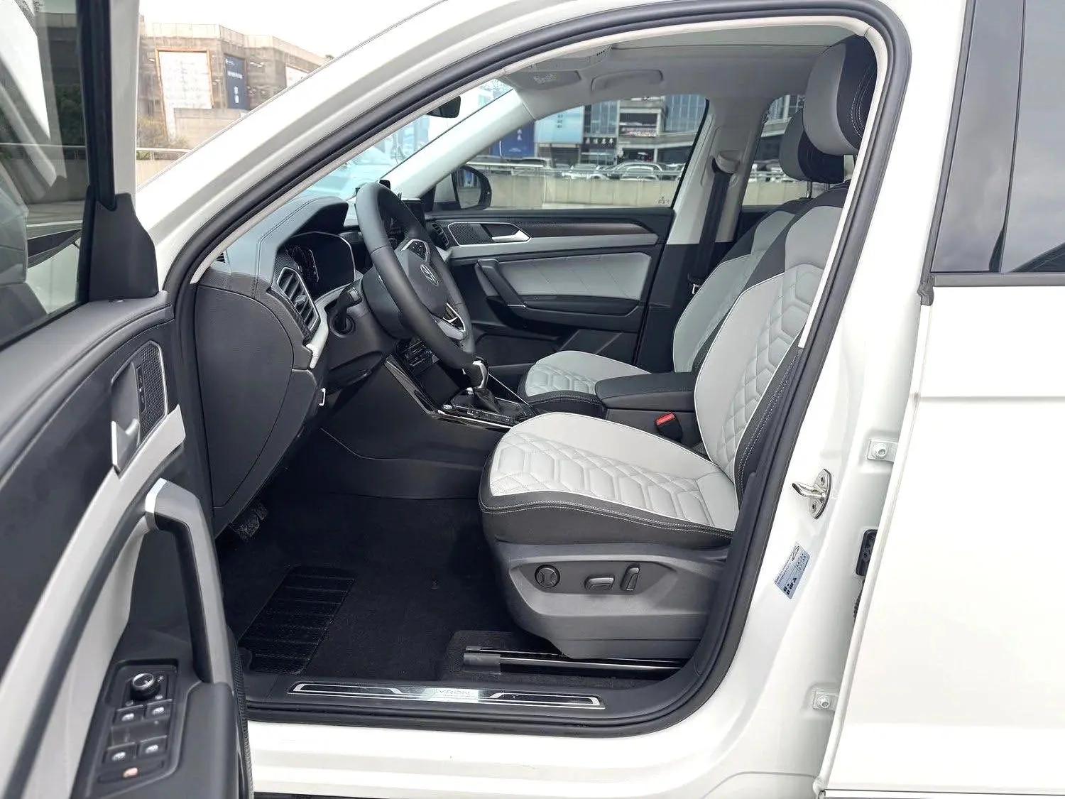 Volkswagen 2024 Tharu 2.0TSI 330TSI Front-Wheel Drive Luxury Plus Enhanced Edition Automatic 5