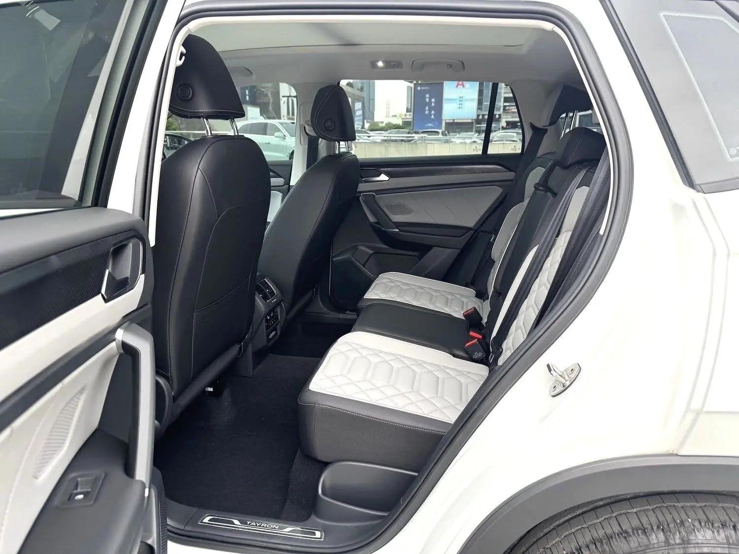 Volkswagen 2024 Tharu 2.0TSI 330TSI Front-Wheel Drive Luxury Plus Enhanced Edition Automatic 6