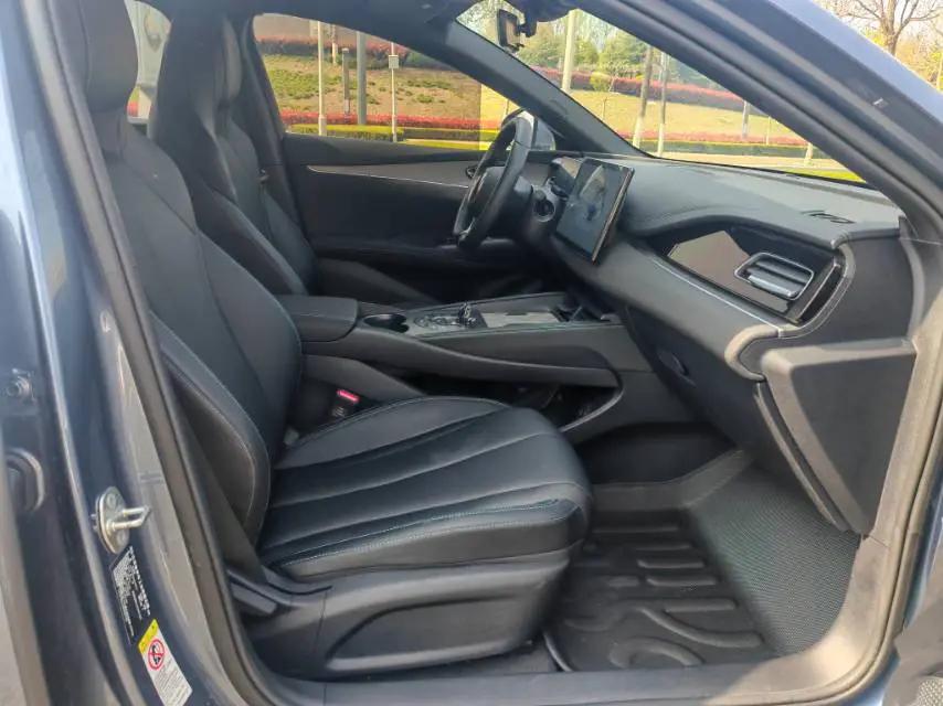 Seal 06 DM-i 2024 DM-i 80KM Honorable Model 12