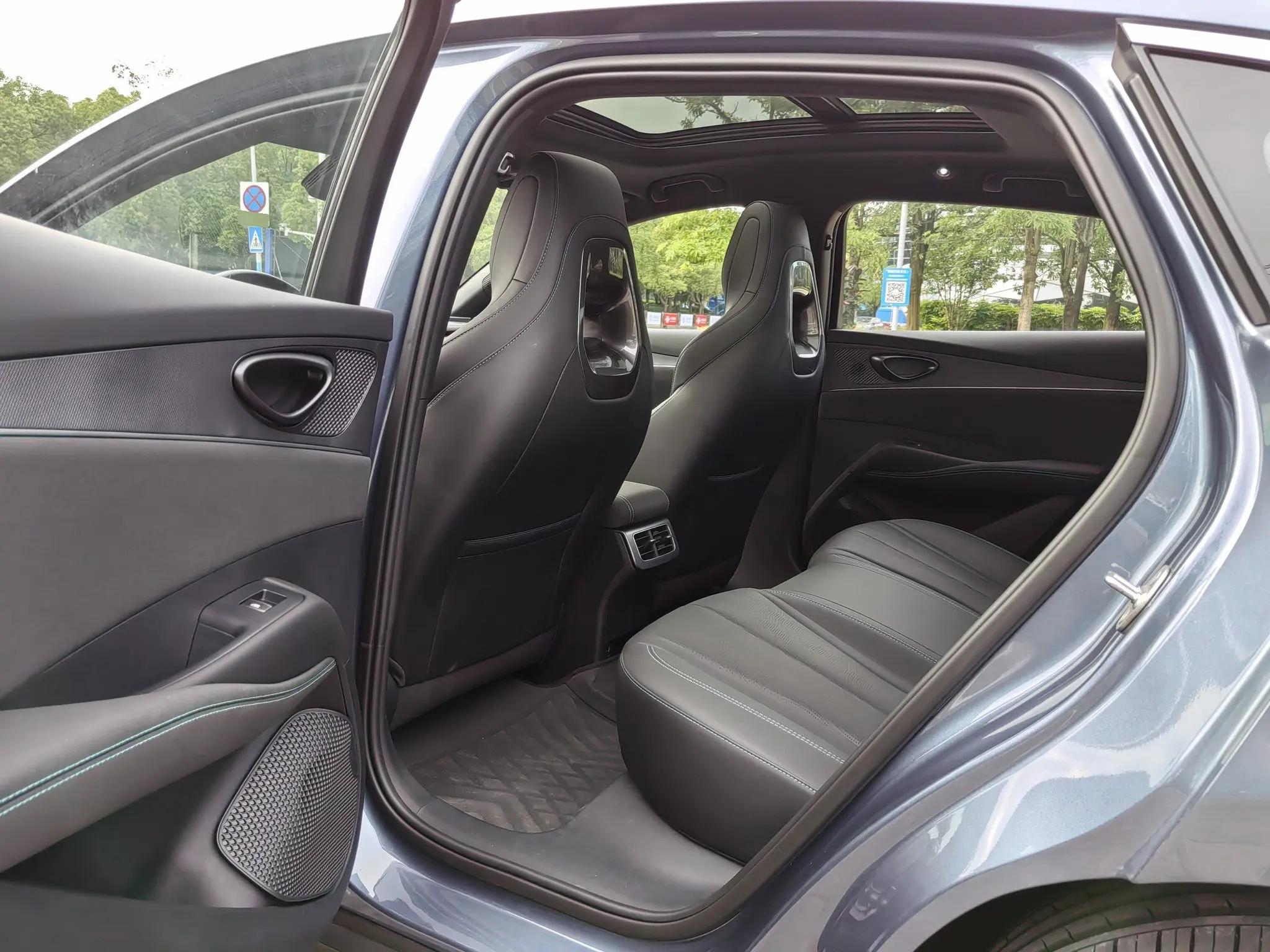BYD 2025 seals 06 DM-i 1.5 stepless smart driving version 120KM exclusive automatic gear 6
